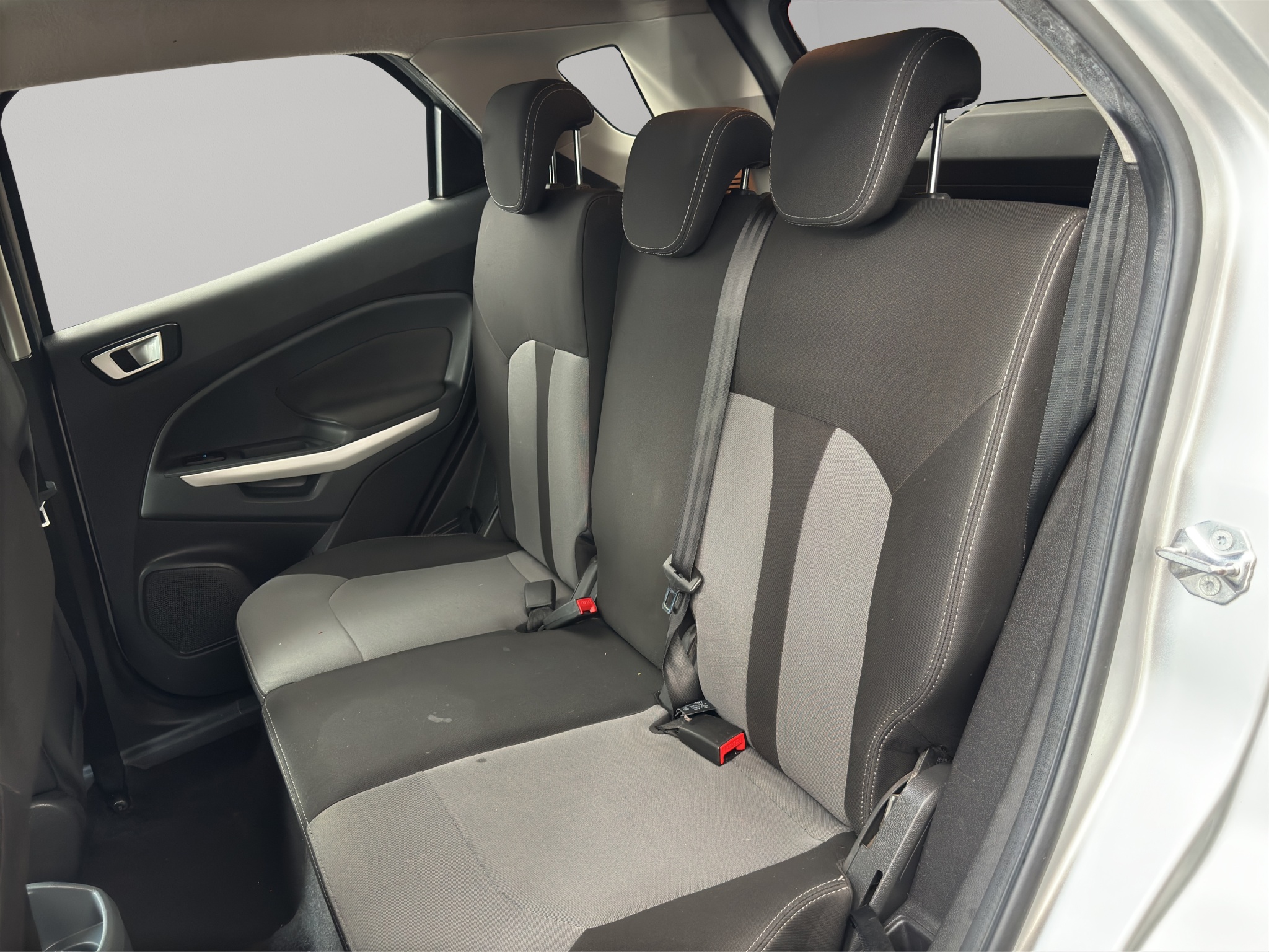 Ford EcoSport  5 pts. Trend, TM5, a/ac., RA-16 2016
