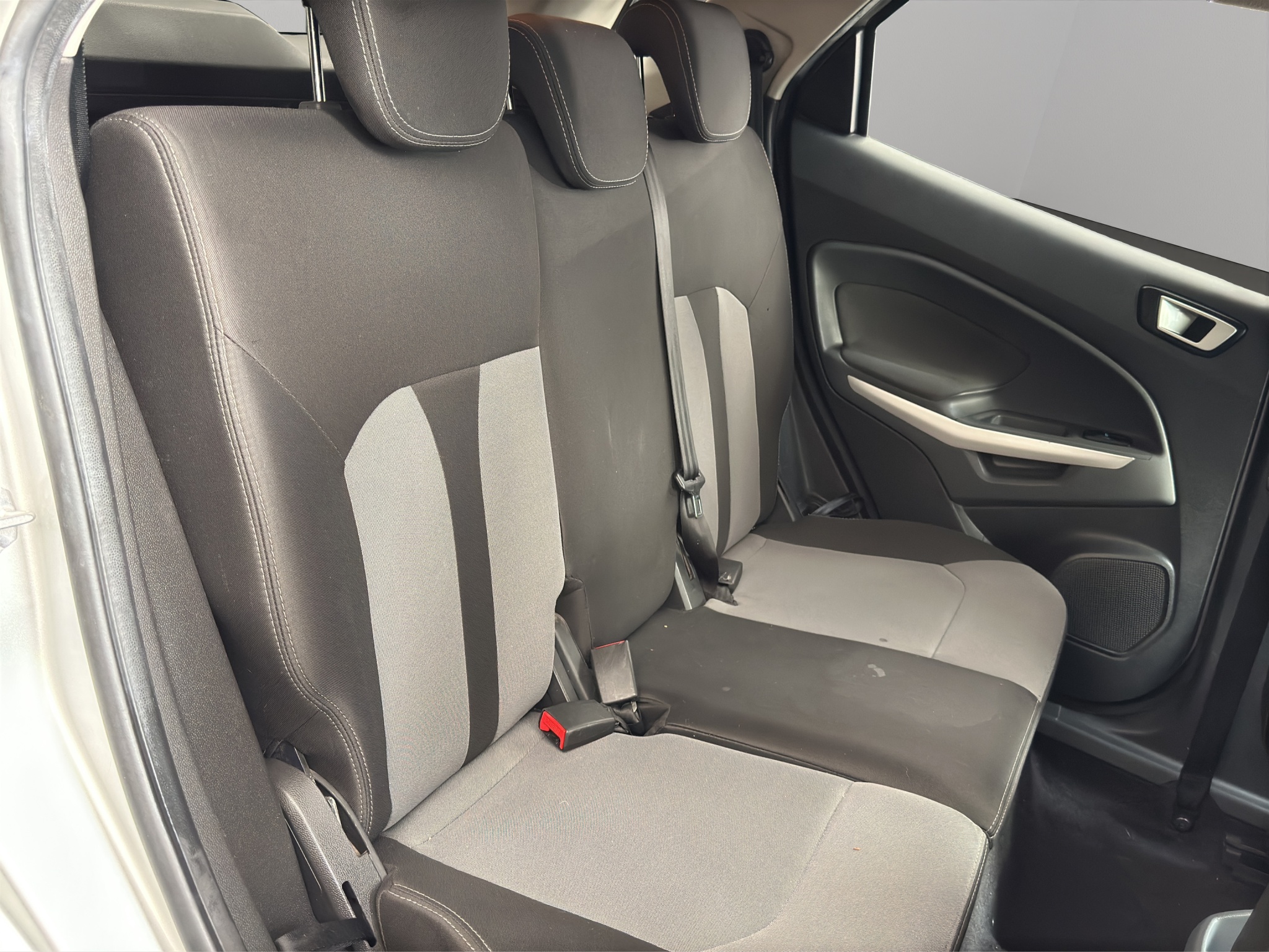 Ford EcoSport  5 pts. Trend, TM5, a/ac., RA-16 2016