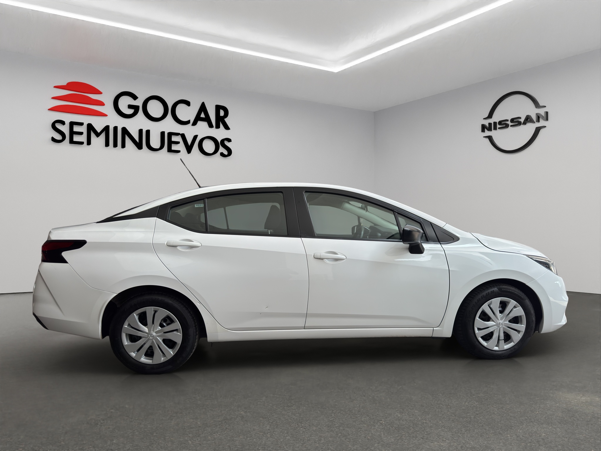 Nissan Versa 4 pts. Sense, CVT, a/ac., VE, R-15 (línea anterior) 2022