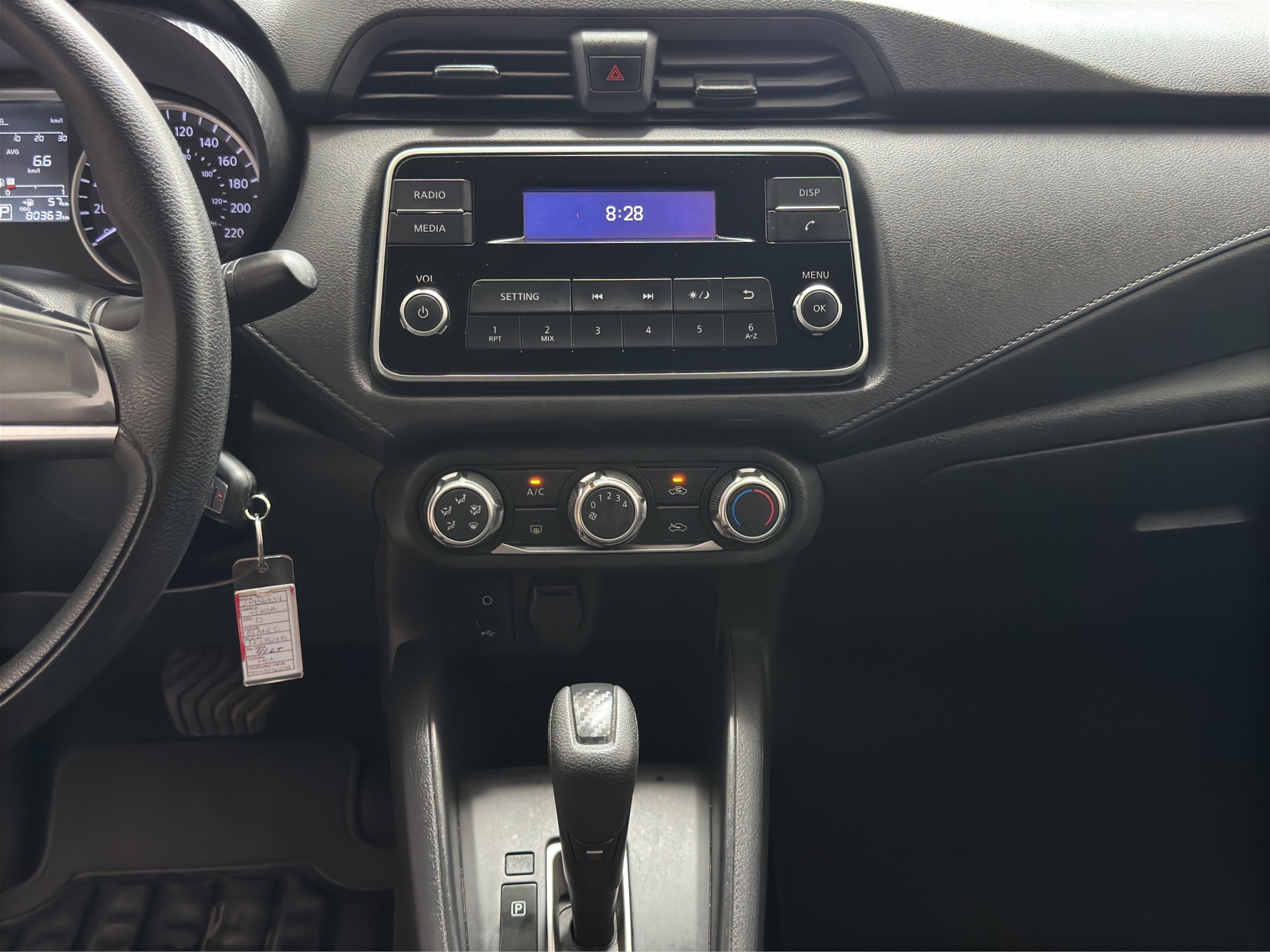 Nissan Versa 4 pts. Sense, CVT, a/ac., VE, R-15 (línea anterior) 2022