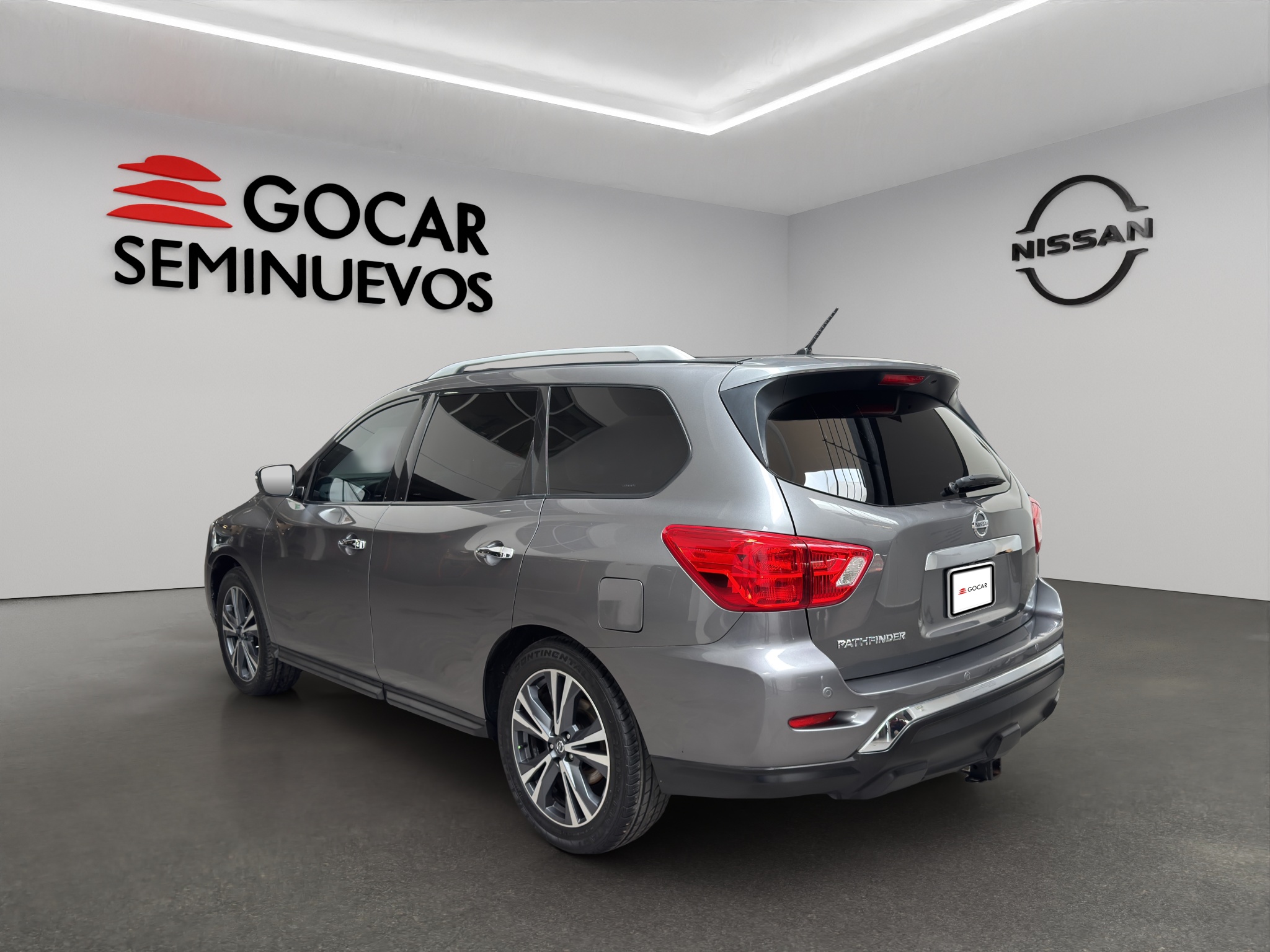 Nissan Pathfinder  5 pts. Advance, TA, piel, QCP, GPS, s. Bose, RA-18 2020