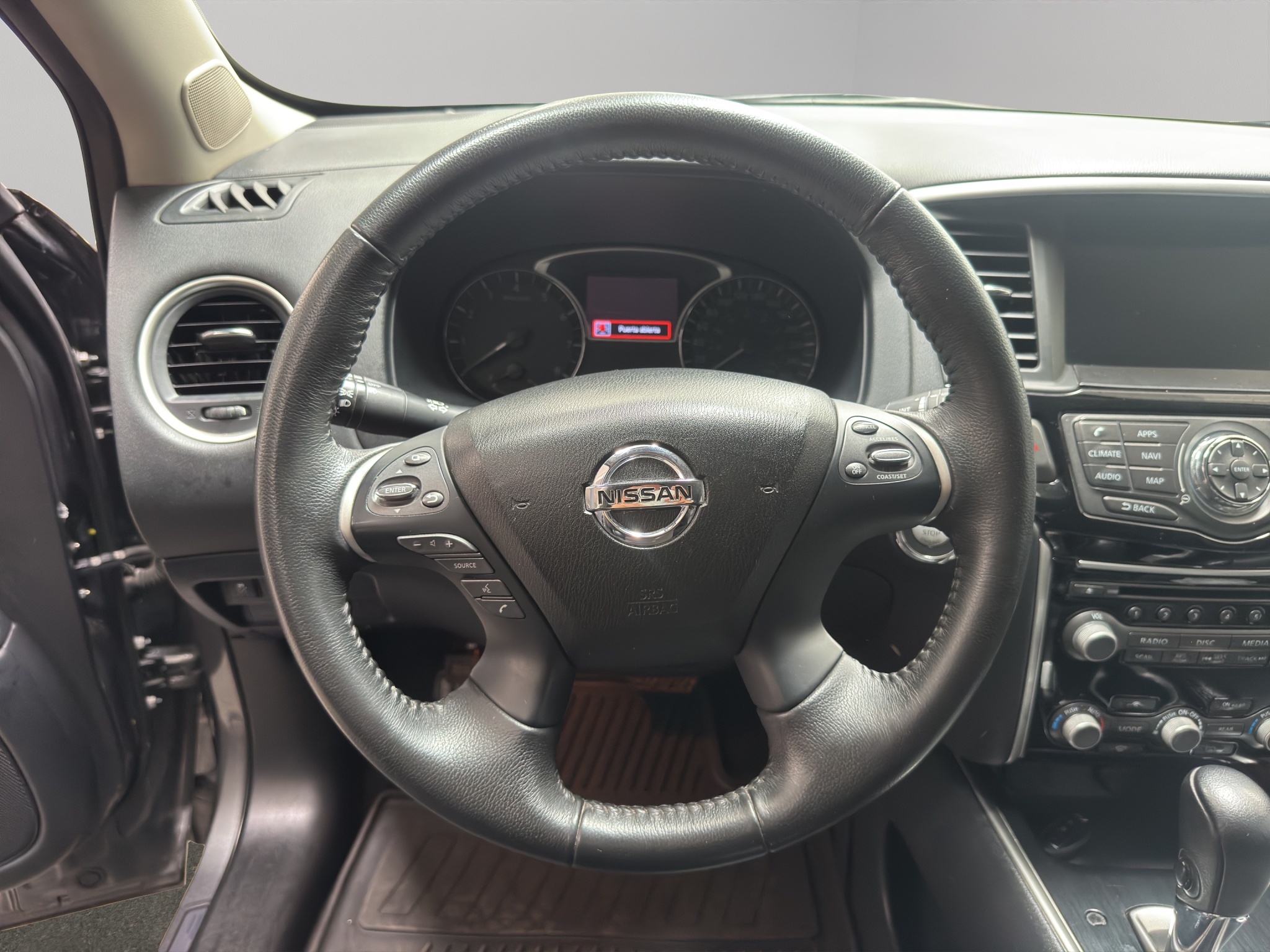 Nissan Pathfinder  5 pts. Advance, TA, piel, QCP, GPS, s. Bose, RA-18 2020