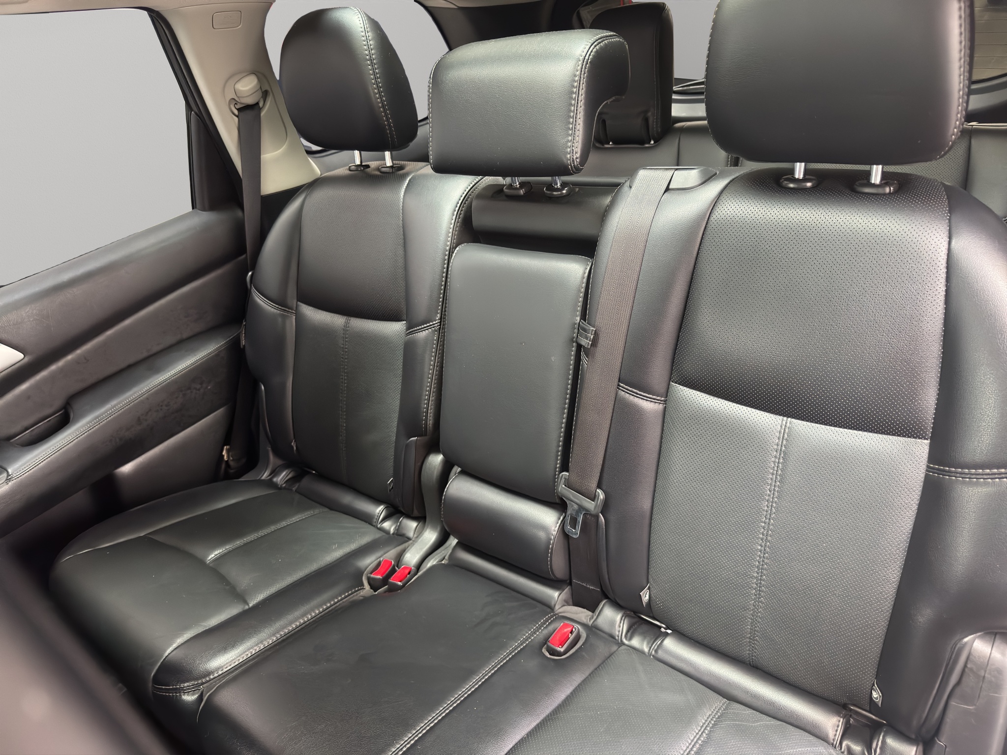 Nissan Pathfinder  5 pts. Advance, TA, piel, QCP, GPS, s. Bose, RA-18 2020