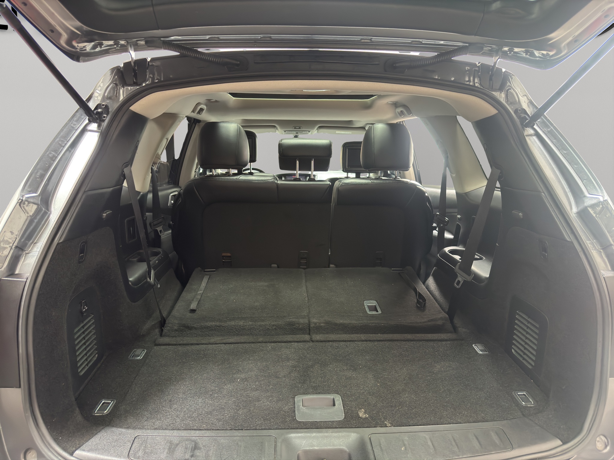Nissan Pathfinder  5 pts. Advance, TA, piel, QCP, GPS, s. Bose, RA-18 2020