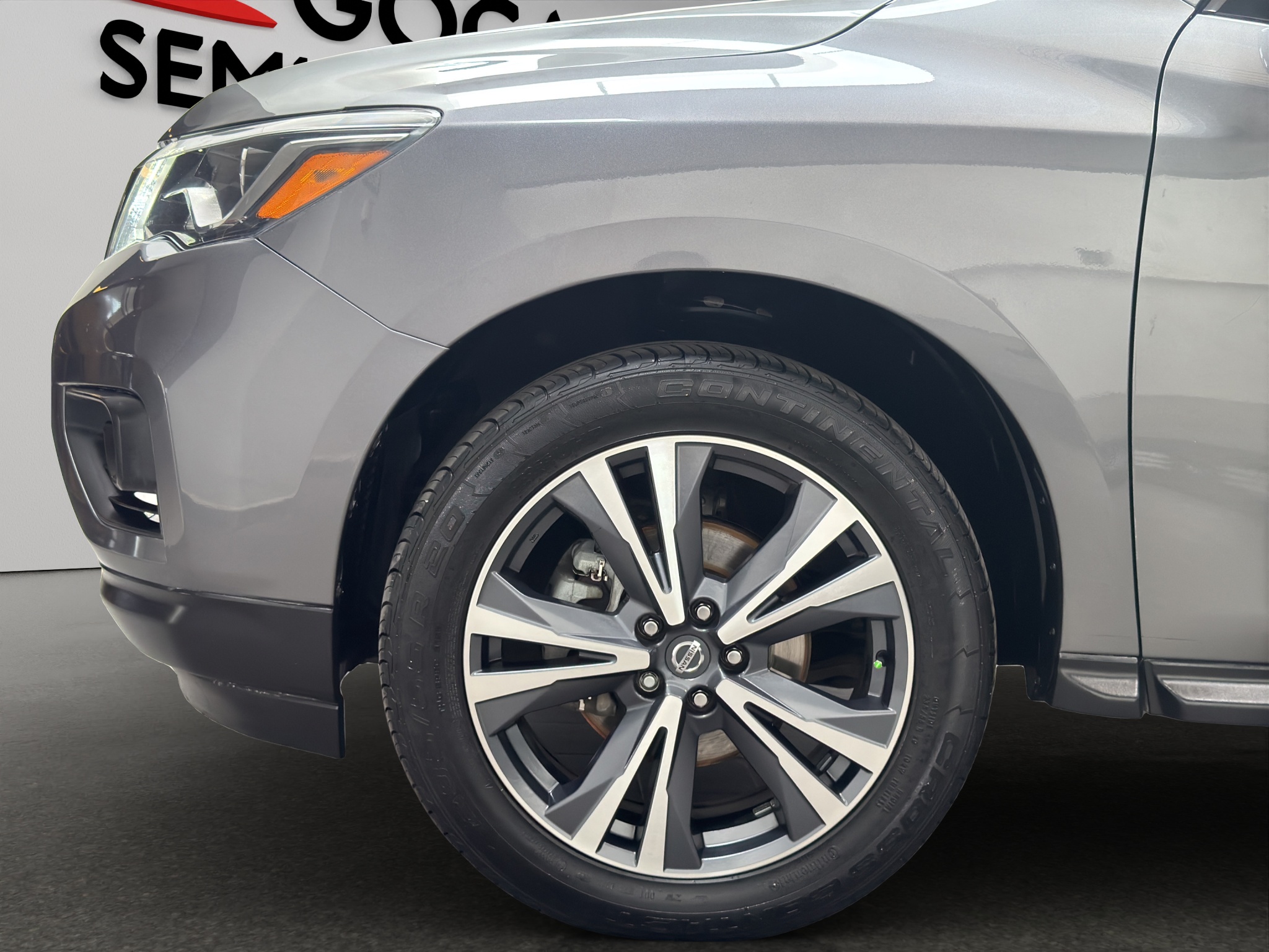 Nissan Pathfinder  5 pts. Advance, TA, piel, QCP, GPS, s. Bose, RA-18 2020