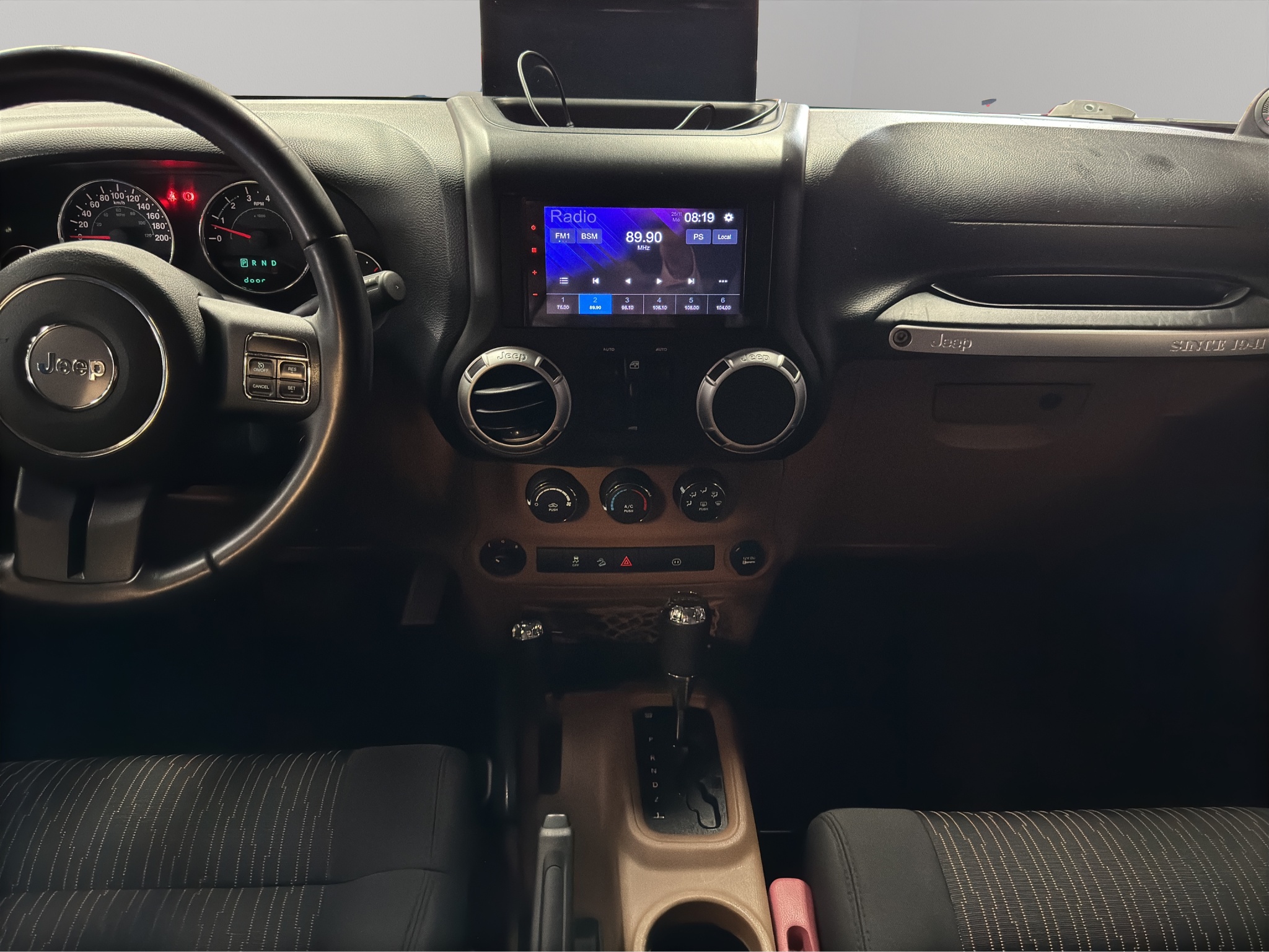 Jeep Wrangler  4x4 UNLIMITED RUBICON 2011