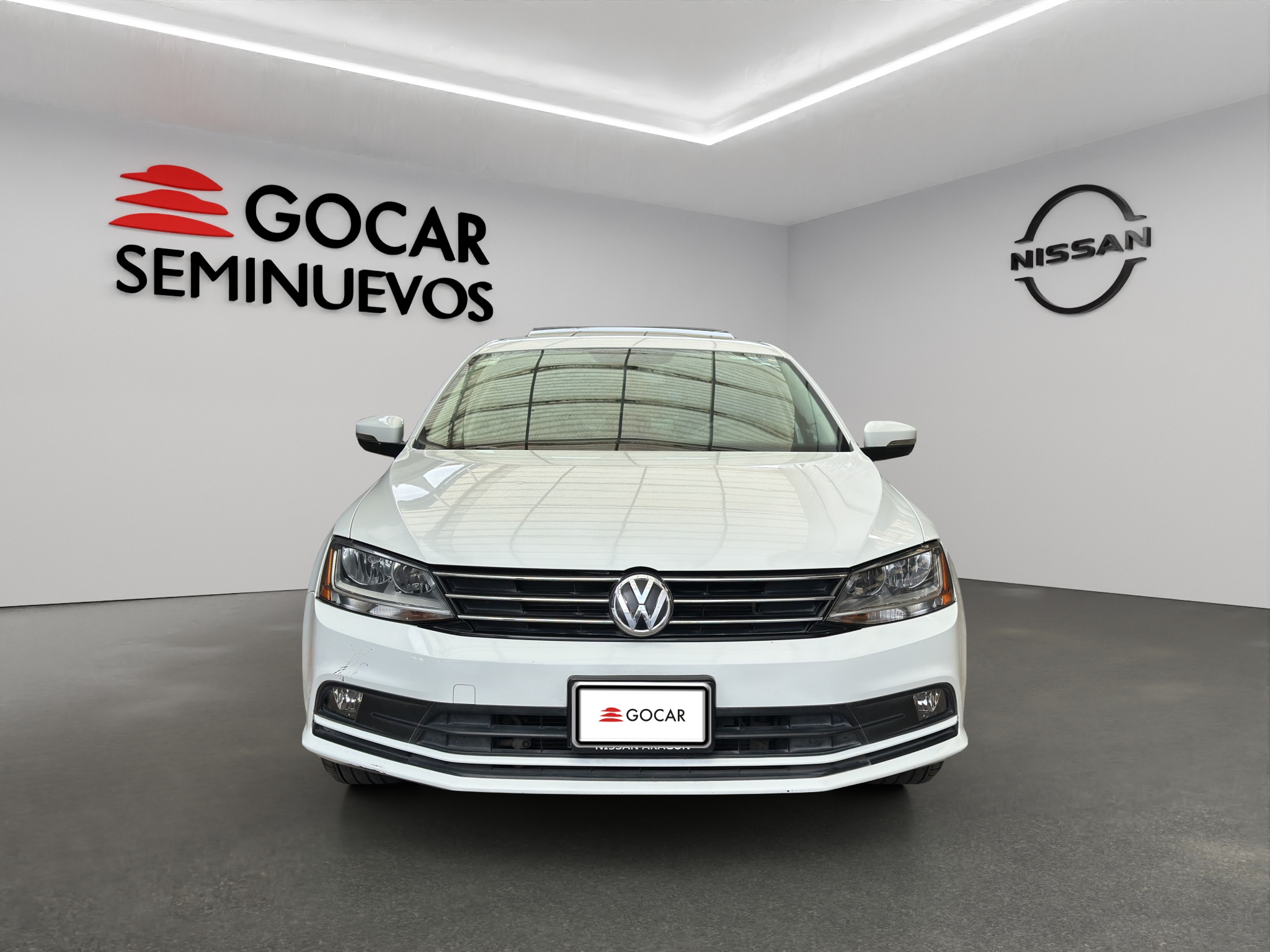 Volkswagen Jetta A6 4 pts. Sportline, 2.5l, Tiptronic, piel, QC, f. niebla, RA-17 2018
