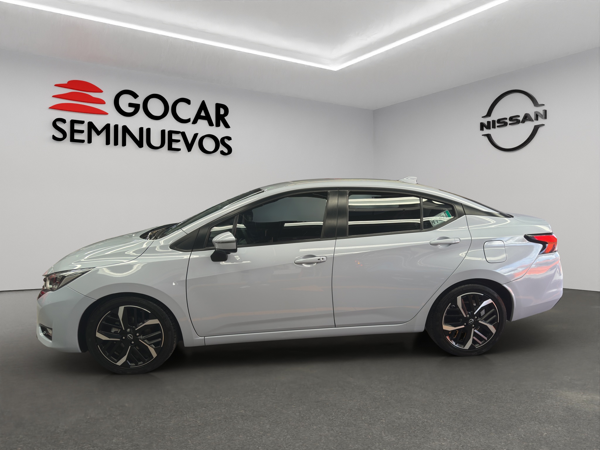 Nissan Versa 4 pts. Exclusive, CVT, a/ac. Aut., piel, f. niebla, f. led, RA-17 2024