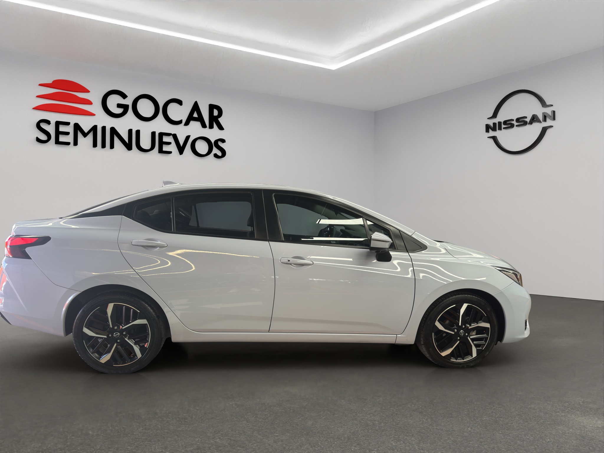 Nissan Versa 4 pts. Exclusive, CVT, a/ac. Aut., piel, f. niebla, f. led, RA-17 2024