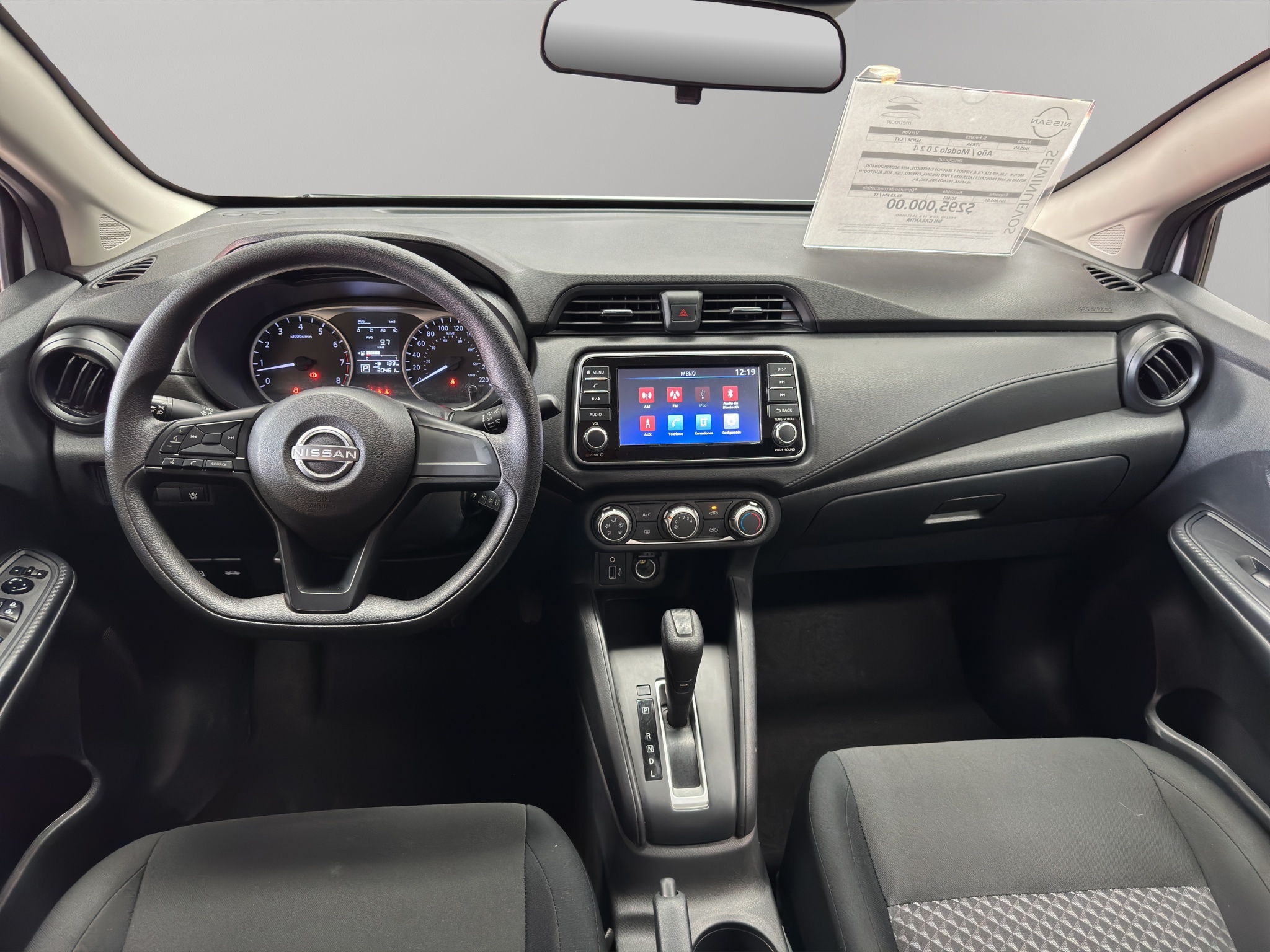 Nissan Versa 4 pts. Sense, CVT, a/ac., R-15 2024