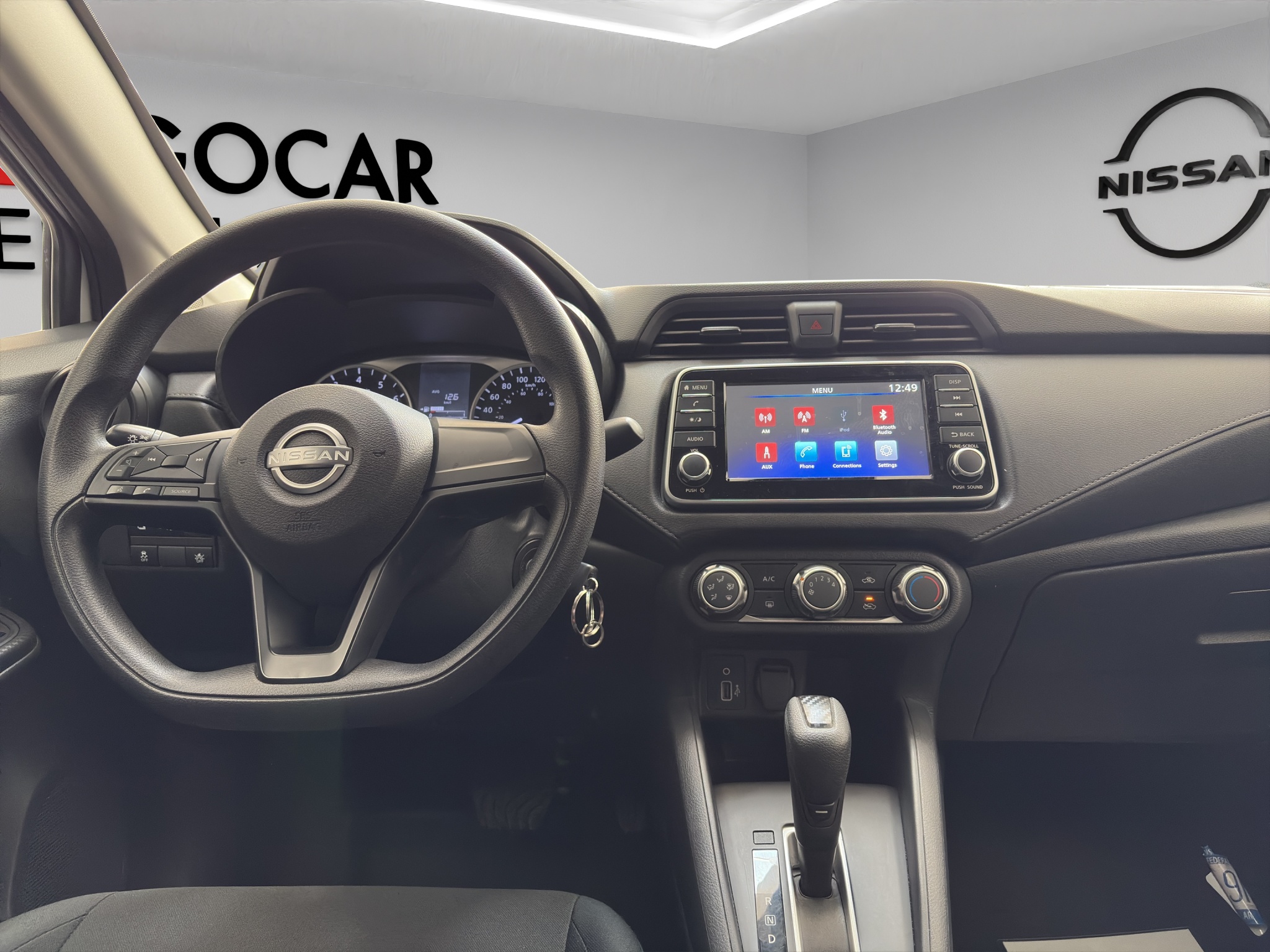 Nissan Versa 4 pts. Sense, CVT, a/ac., R-15 2024