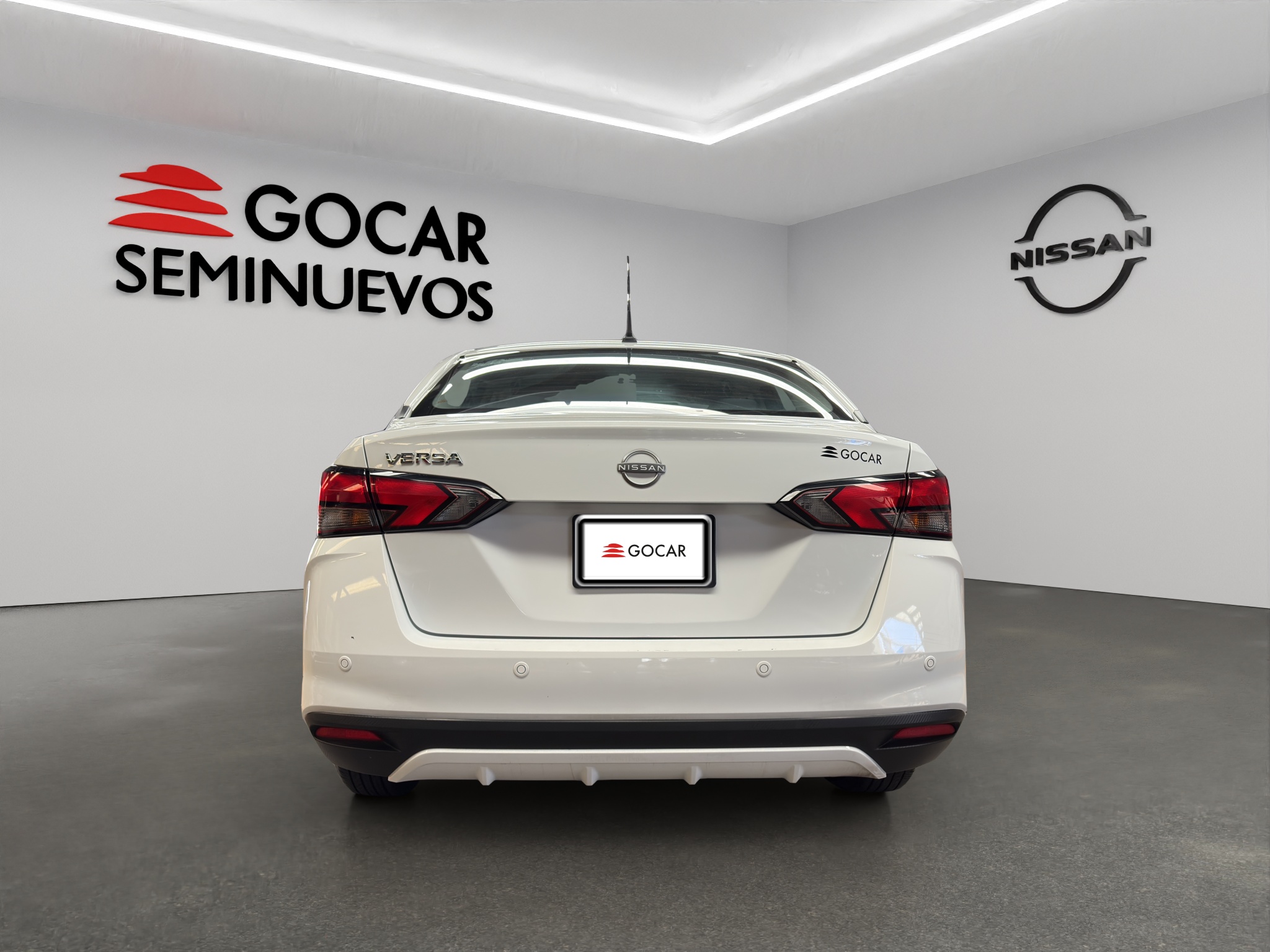 Nissan Versa 4 pts. Sense, CVT, a/ac., R-15 2024