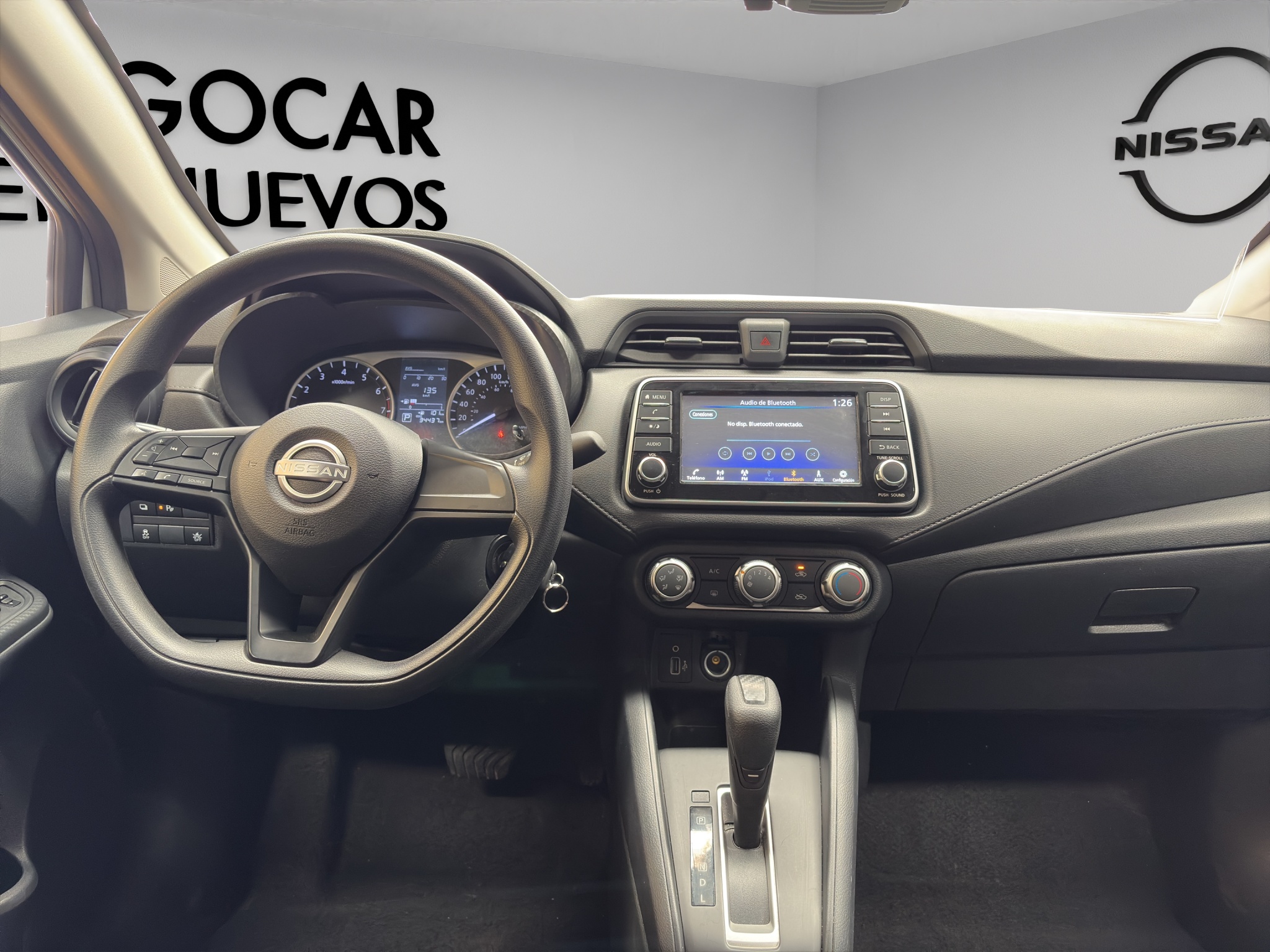 Nissan Versa 4 pts. Sense, CVT, a/ac., R-15 2024