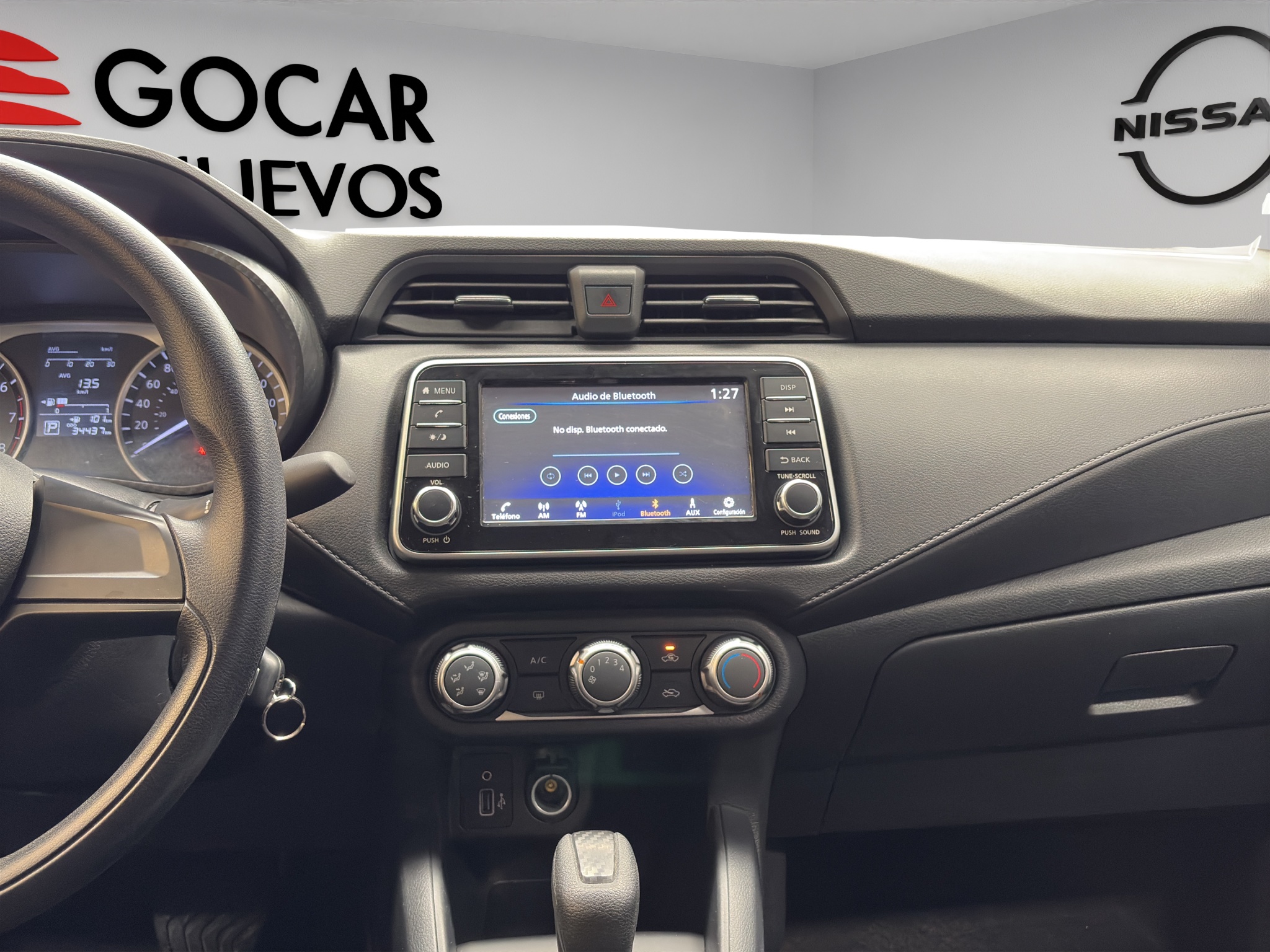 Nissan Versa 4 pts. Sense, CVT, a/ac., R-15 2024