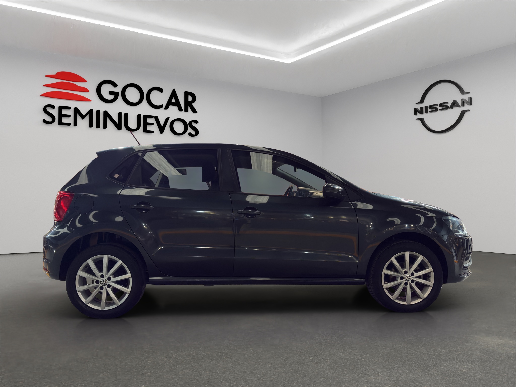 Volkswagen Polo 5 pts. HB Sound, 1.6l, TM5, f. niebla, RA-15 (línea anterior) 2020