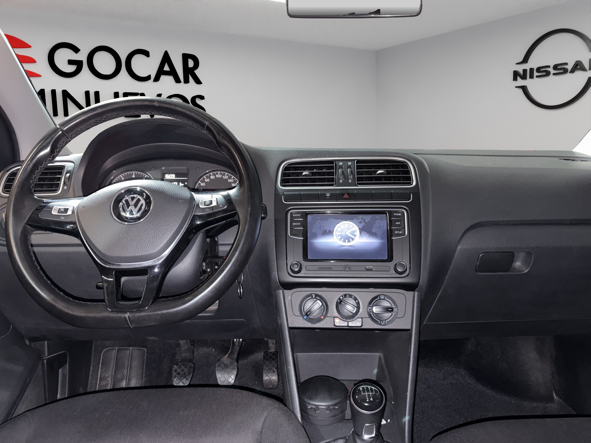 Volkswagen Polo 5 pts. HB Sound, 1.6l, TM5, f. niebla, RA-15 (línea anterior) 2020