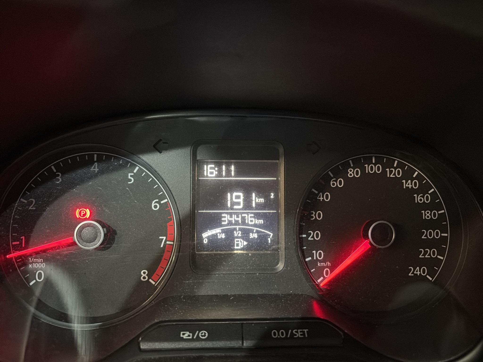 Volkswagen Polo 5 pts. HB Sound, 1.6l, TM5, f. niebla, RA-15 (línea anterior) 2020