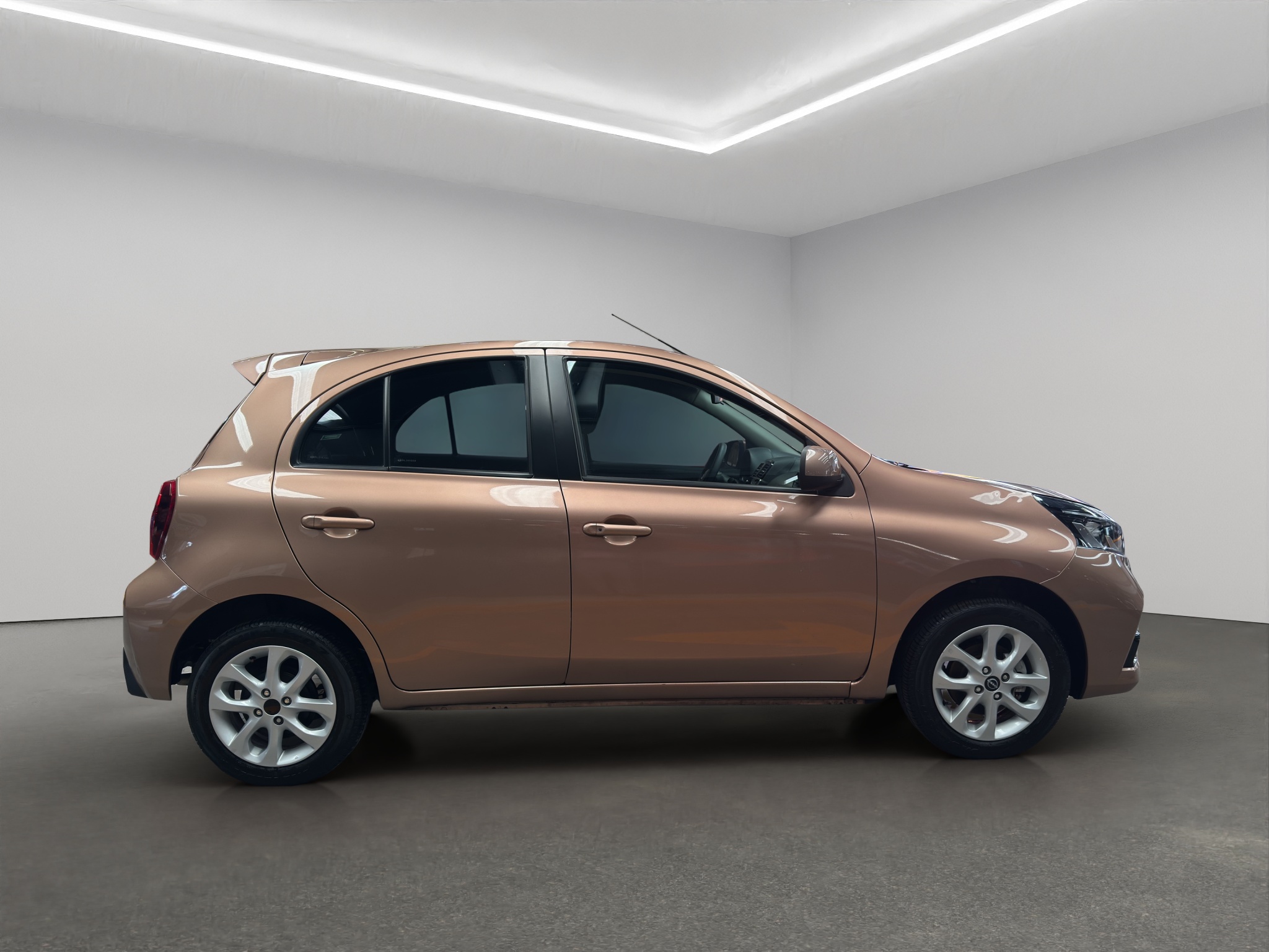 Nissan March 5 pts. HB Advance, TM5, a/ac., VE, RA-15 2024