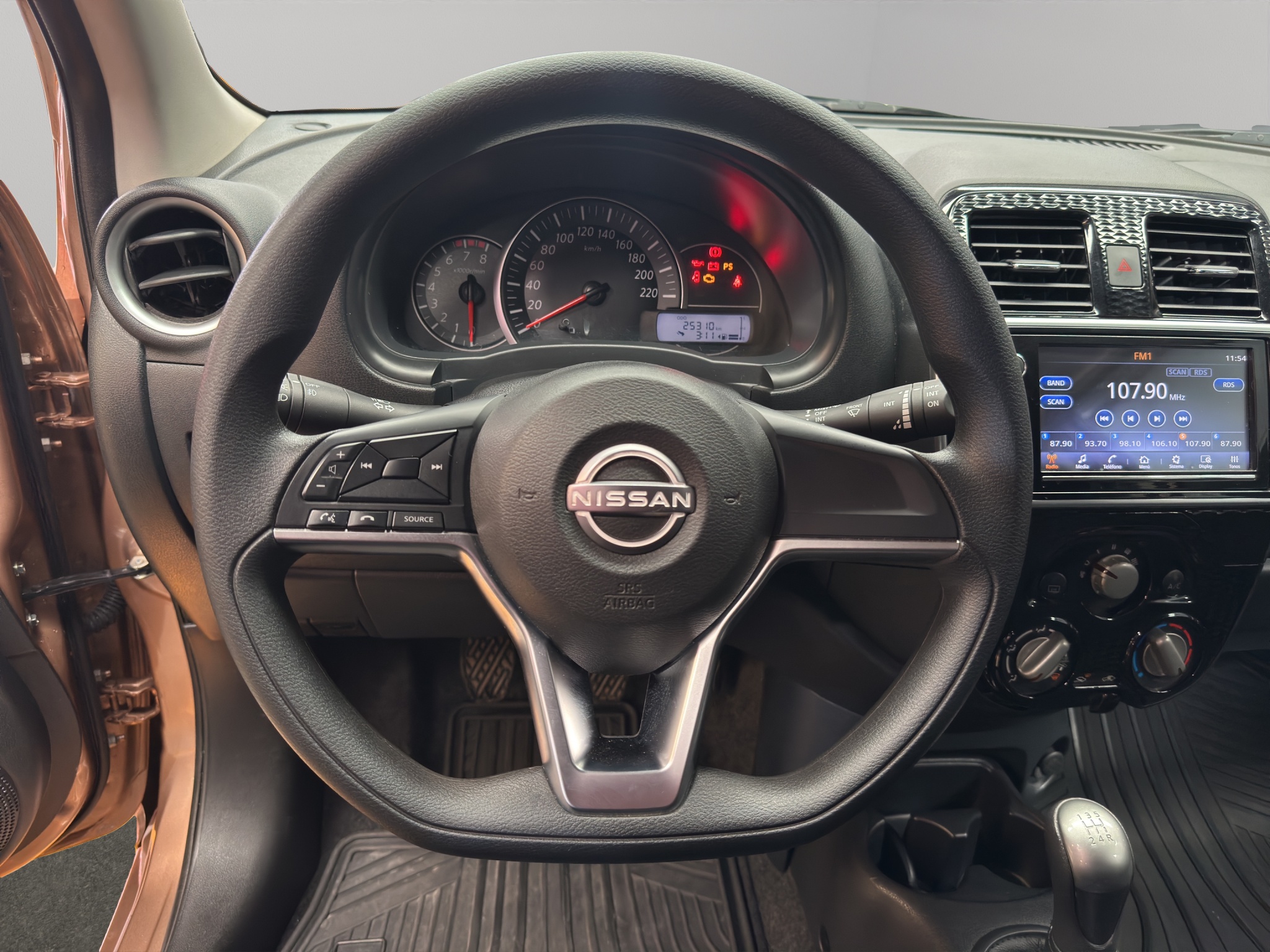Nissan March 5 pts. HB Advance, TM5, a/ac., VE, RA-15 2024