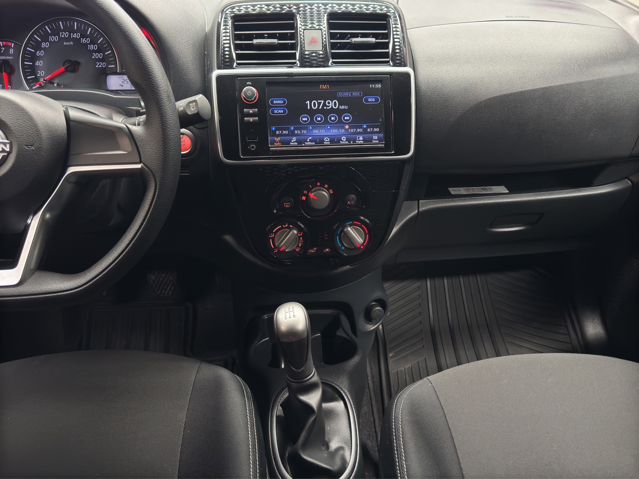 Nissan March 5 pts. HB Advance, TM5, a/ac., VE, RA-15 2024