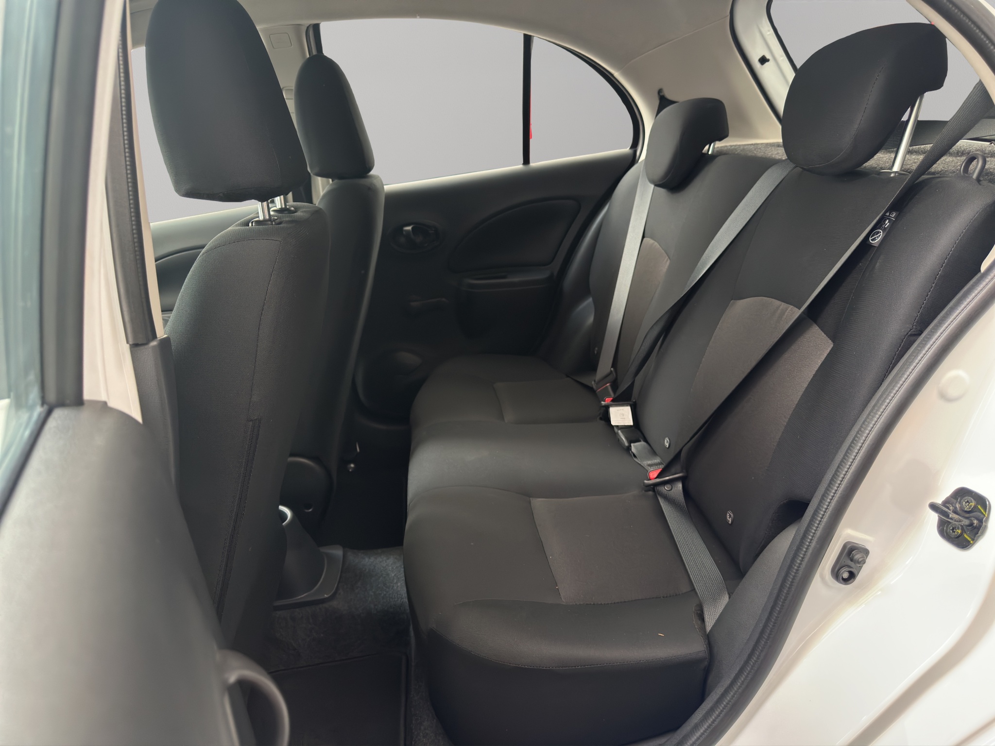 Nissan March 5 pts. HB Sense, TA, a/ac., R-14 2024