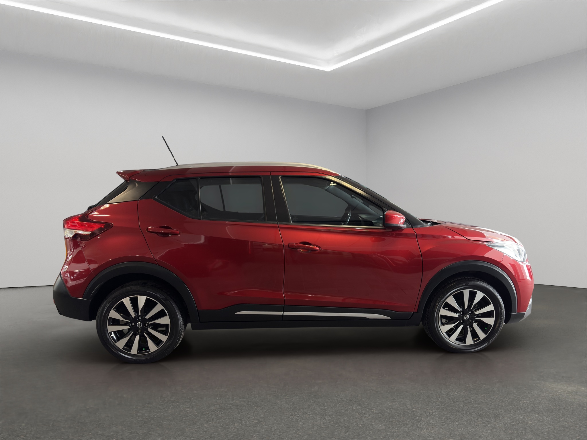 Nissan Kicks  5 pts. Advance, 1.6l, TA, a/ac., VE, RA-17 2018