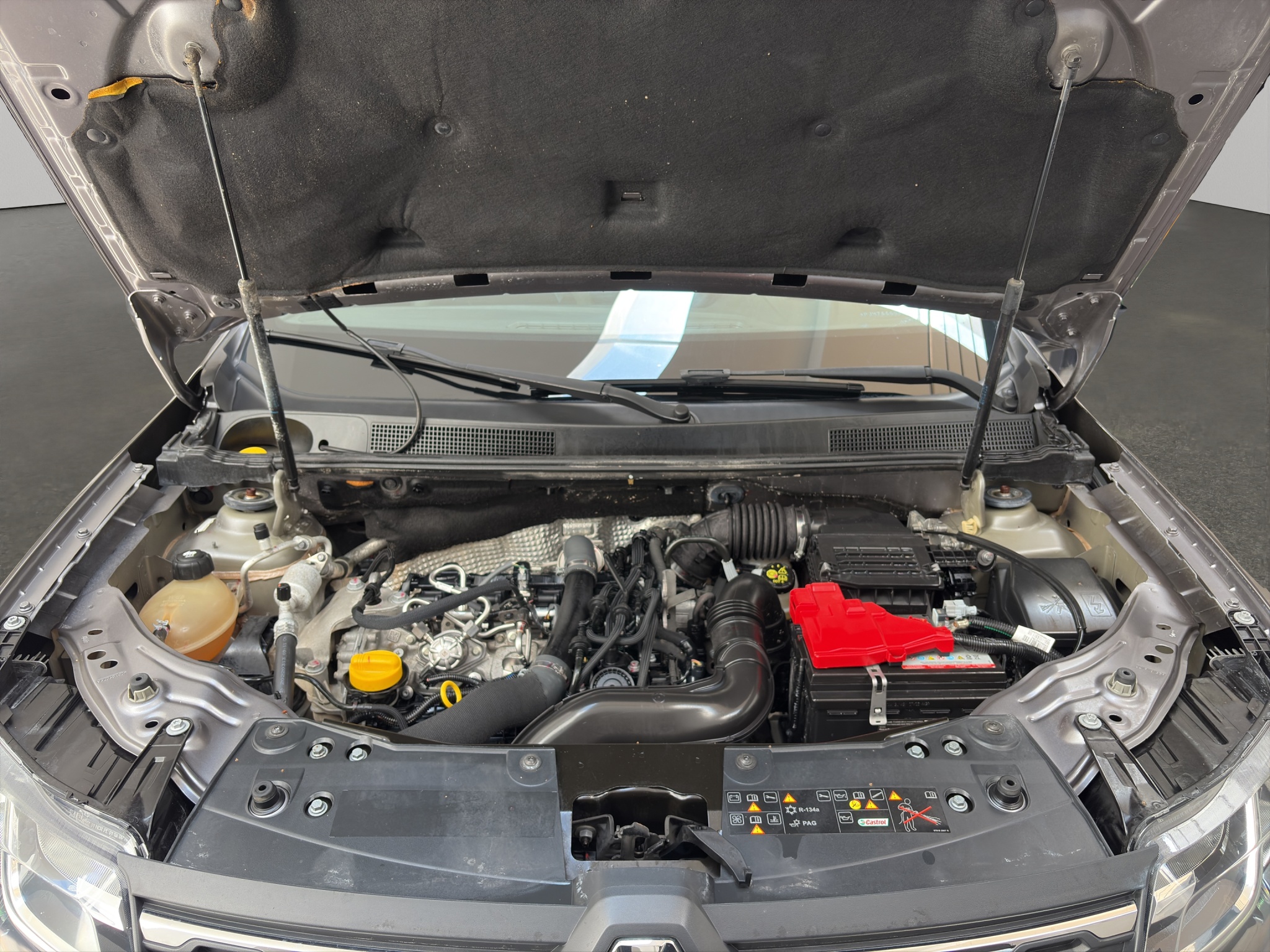 Renault Duster  5 pts. Iconic, 1.3T, TA, a/ac. Aut., VE, f. niebla, RA-17 2023