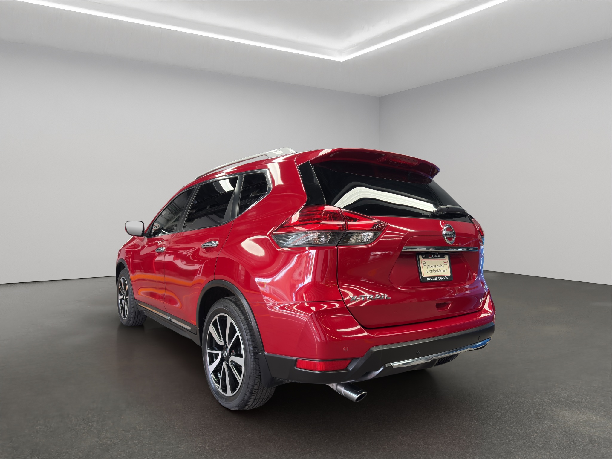 Nissan X-Trail  5 pts. Exclusive, TA, piel, QCP, GPS, 7 pas., RA-19, 4x4 (línea anterior) 2022