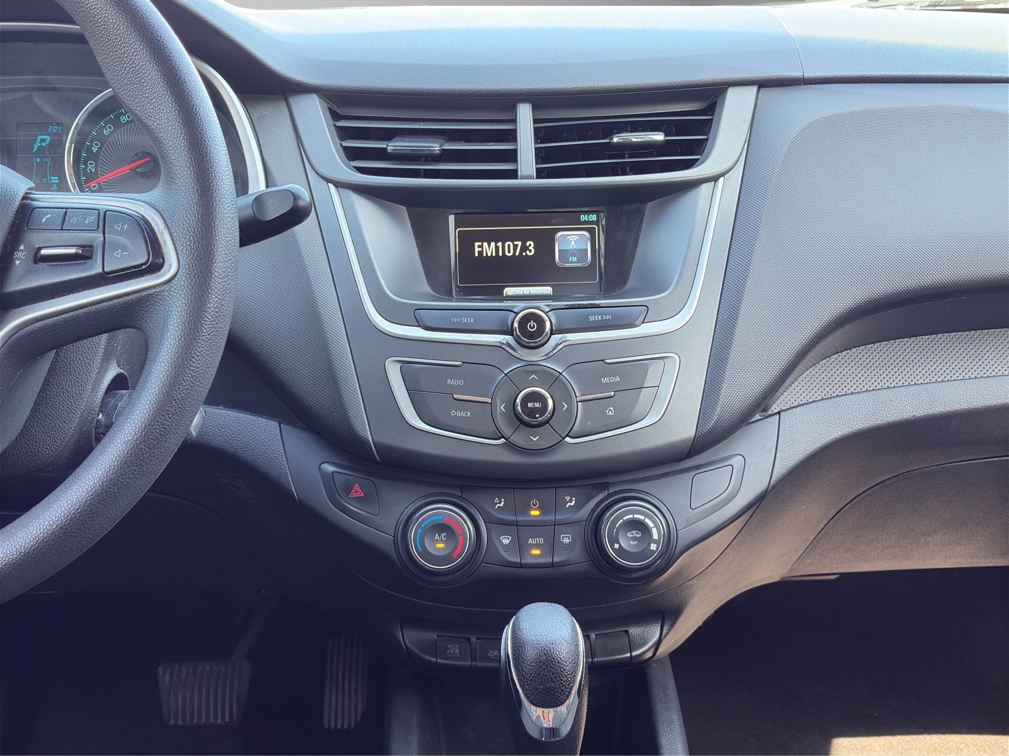 Chevrolet Aveo 4 pts. LT, TA, a/ac., f. niebla, RA-15 2019