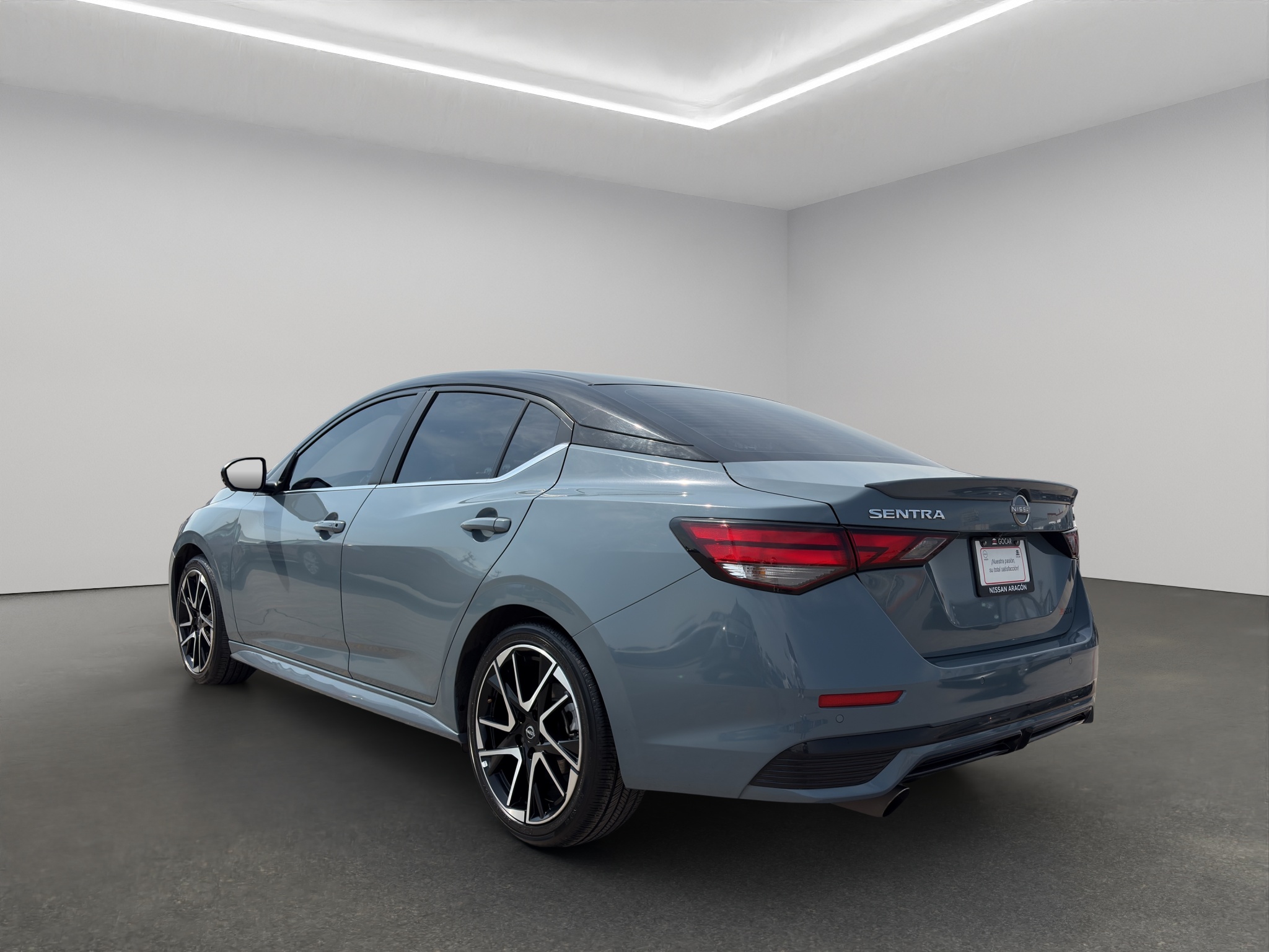 Nissan Sentra 4 pts. SR Platinum, TA, a/ac. Aut., piel, QC, s. Bose, f. led, RA-18 2024