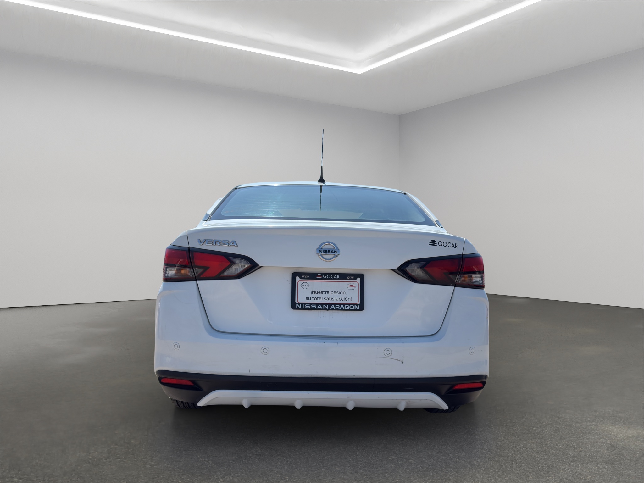 Nissan Versa 4 pts. Sense, CVT, a/ac., VE, R-15 2021