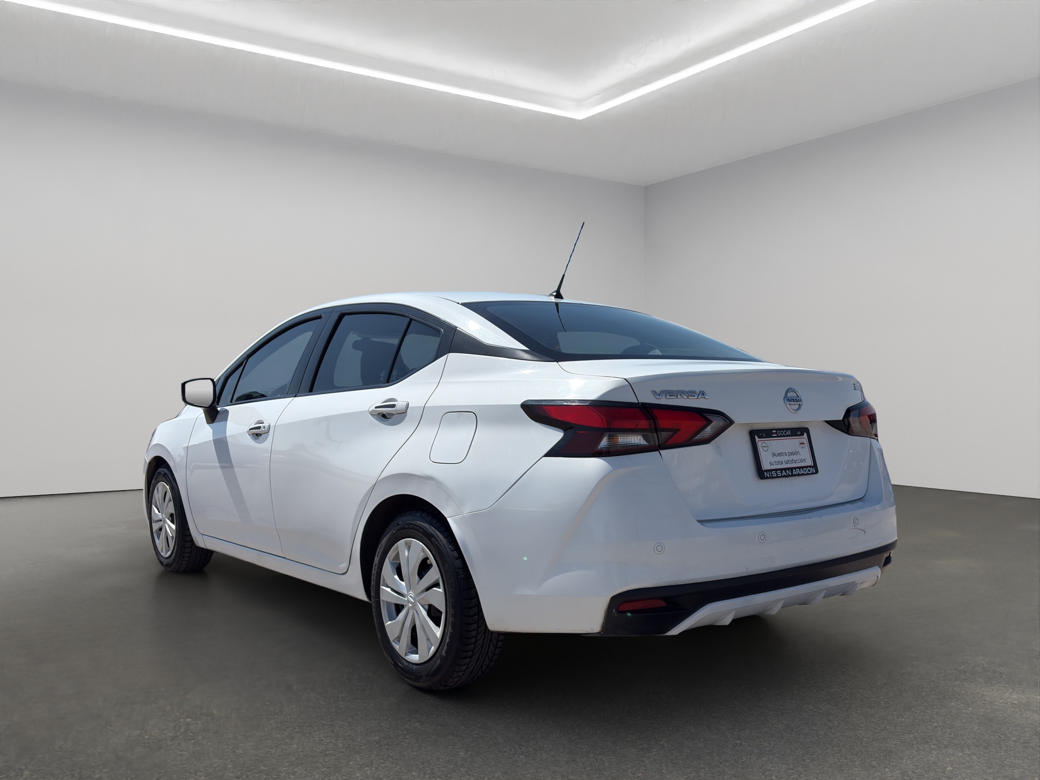 Nissan Versa 4 pts. Sense, CVT, a/ac., VE, R-15 2021