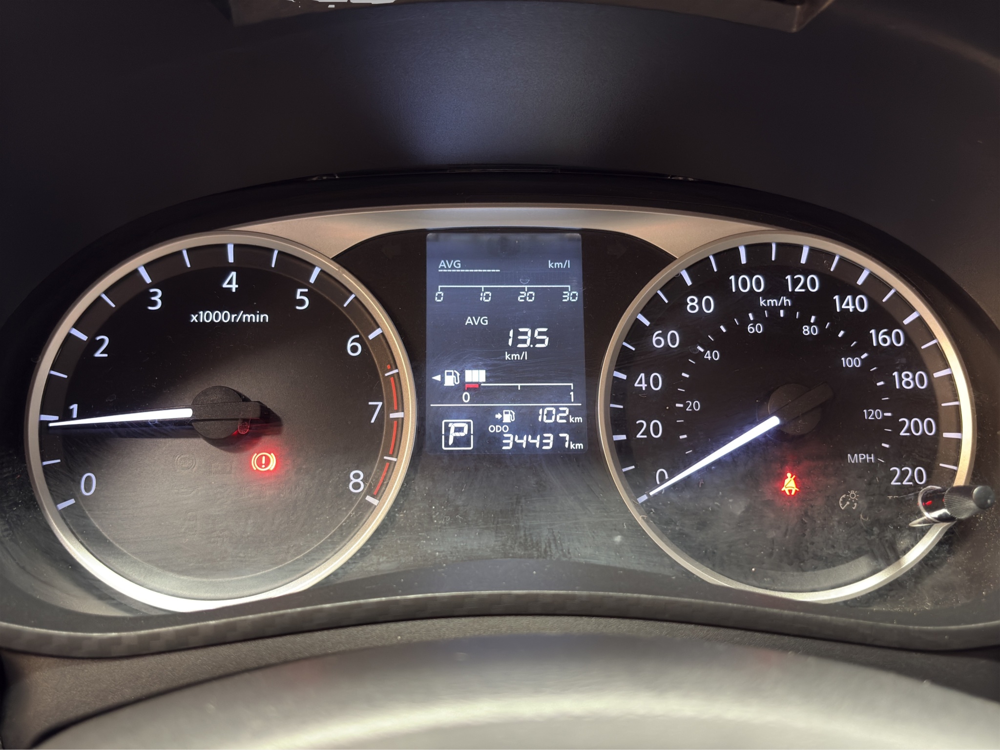 Nissan Versa 4 pts. Sense, CVT, a/ac., R-15 2024