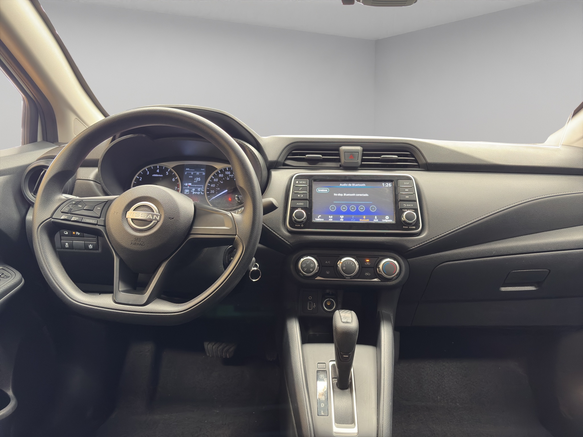 Nissan Versa 4 pts. Sense, CVT, a/ac., R-15 2024