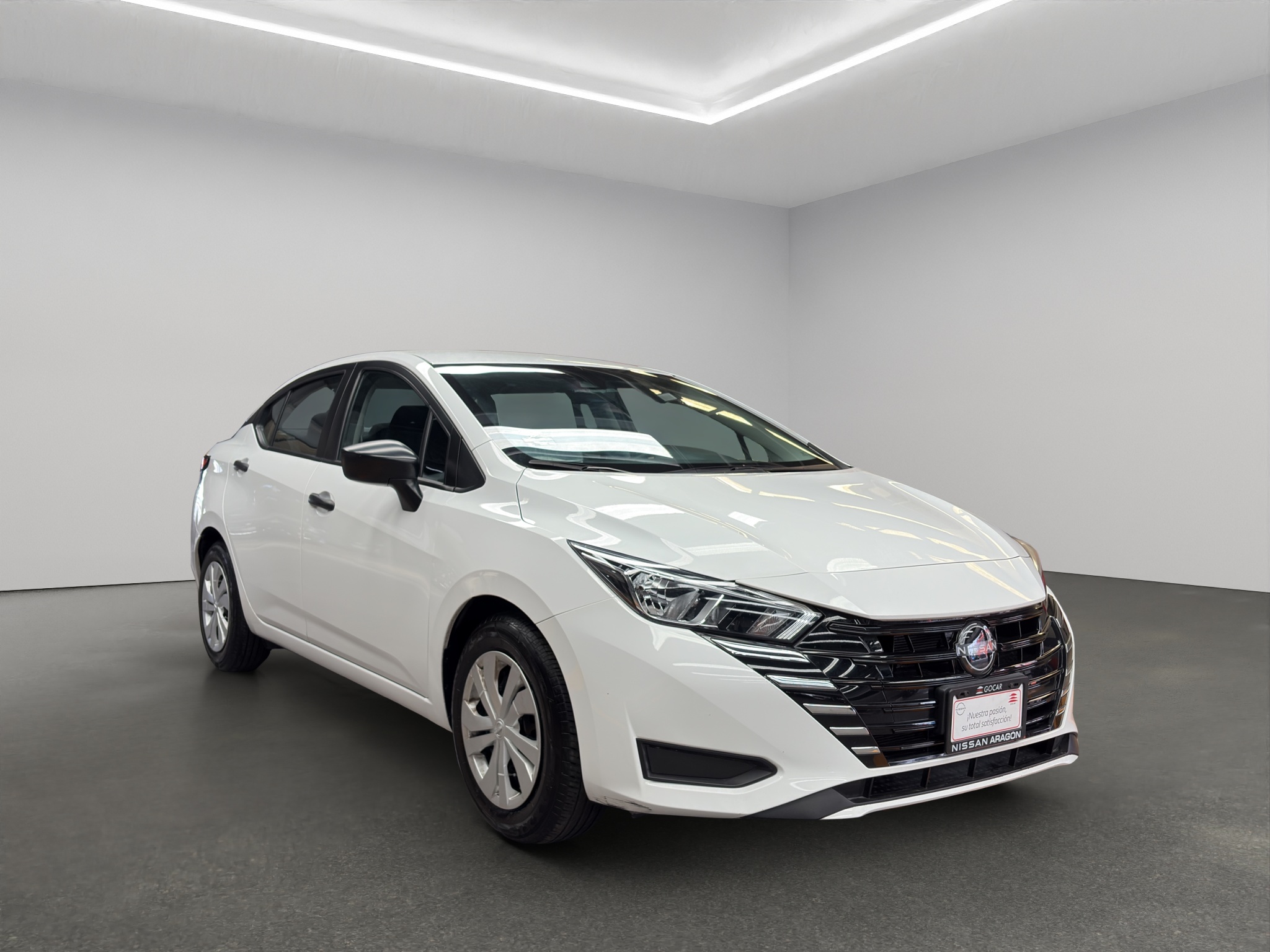 Nissan Versa 4 pts. Sense, CVT, a/ac., R-15 2024