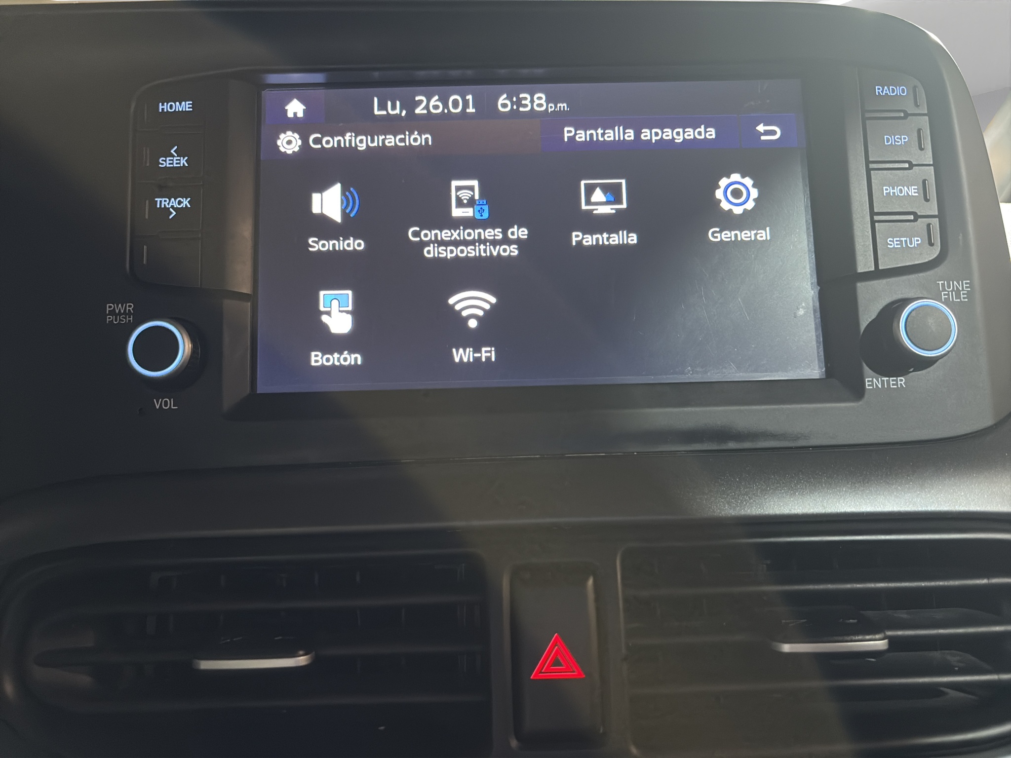 Hyundai Grand i10 4 pts. GL MID, 1.2l, TM5, VE, RA-15 (cambio de línea) 2024