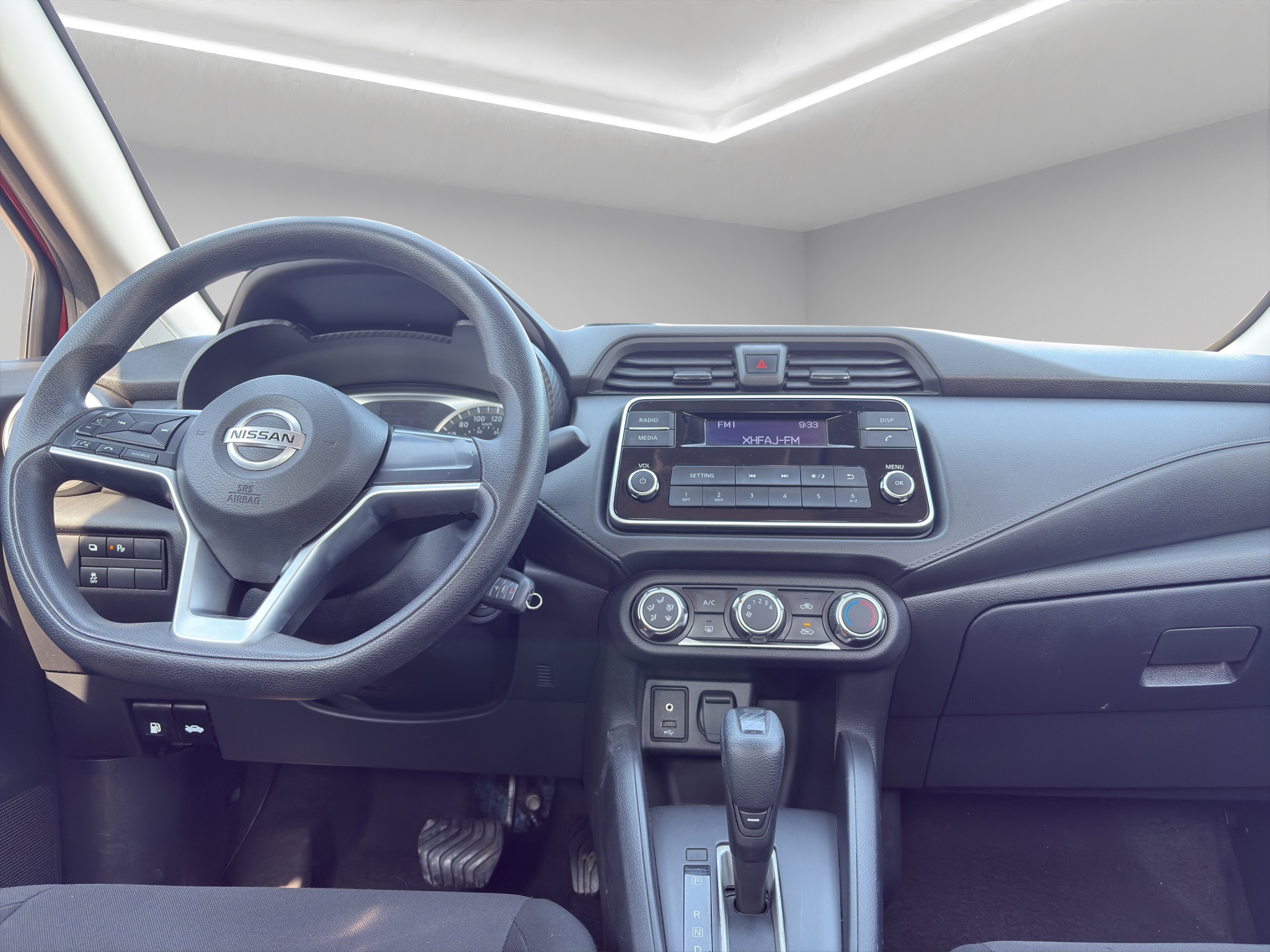 Nissan Versa 4 pts. Sense, CVT, a/ac., VE, R-15 (línea anterior) 2022