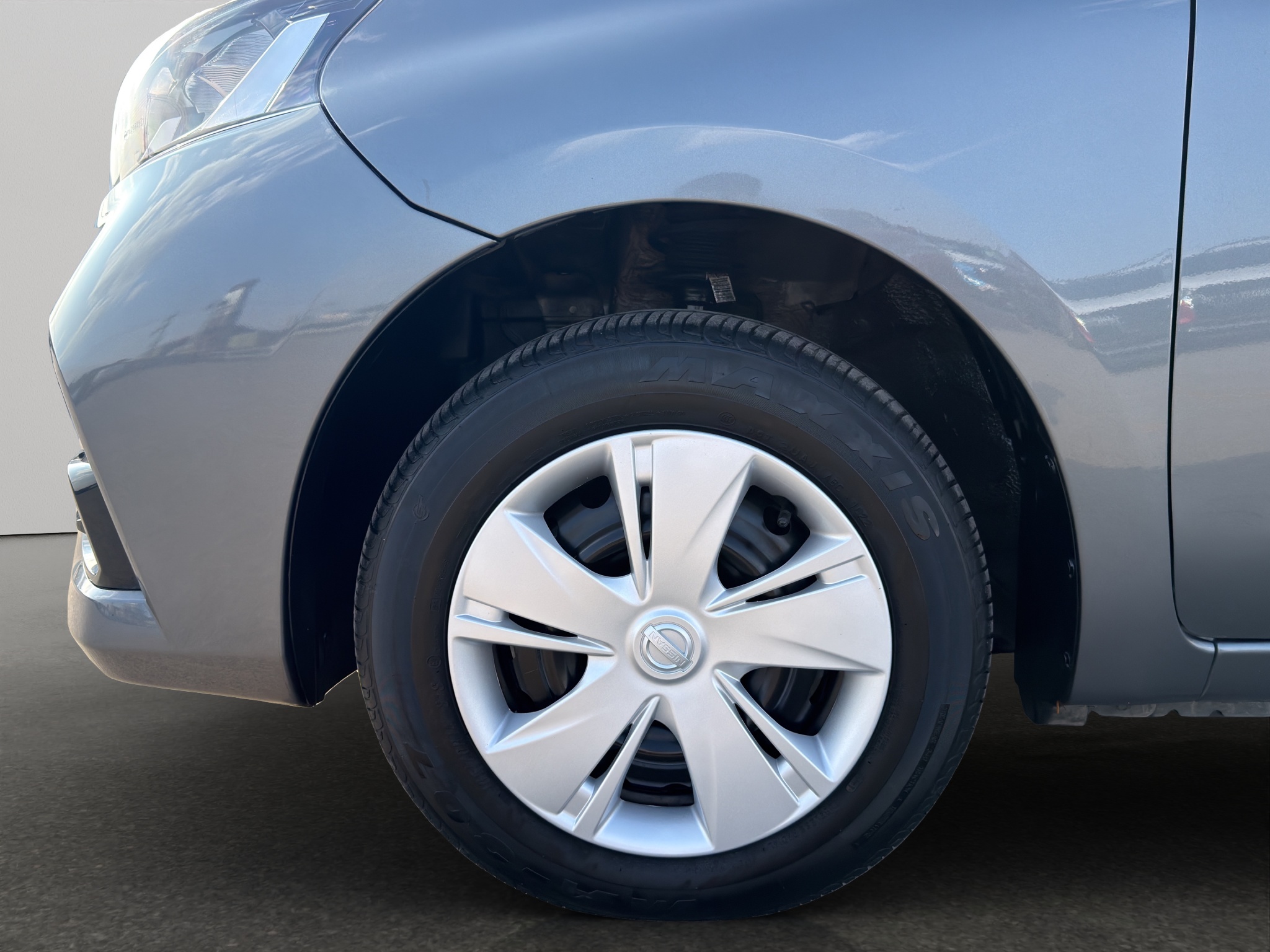 Nissan March 5 pts. HB Sense, TM5, a/ac., R-14 2023