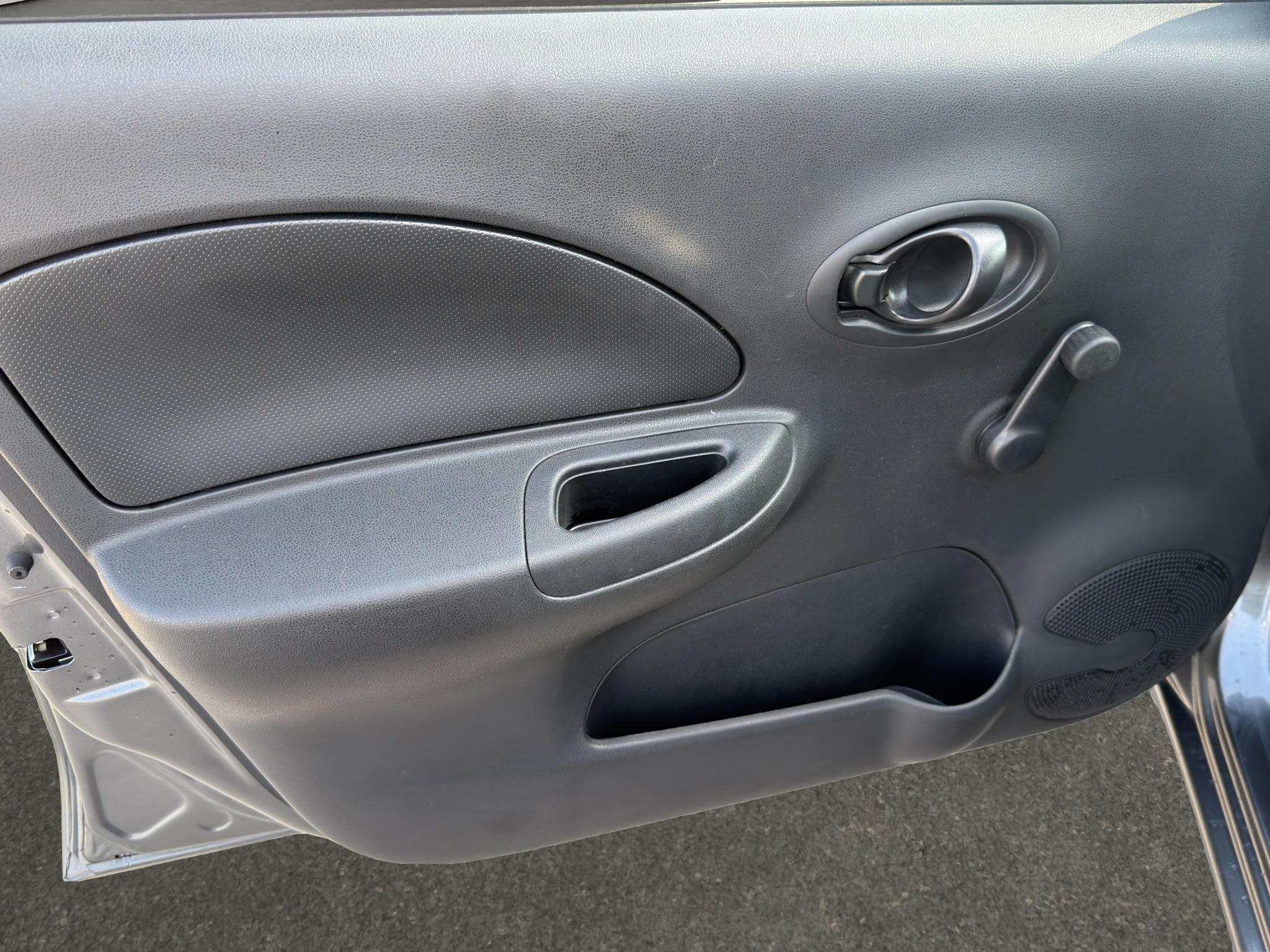 Nissan March 5 pts. HB Sense, TM5, a/ac., R-14 2023