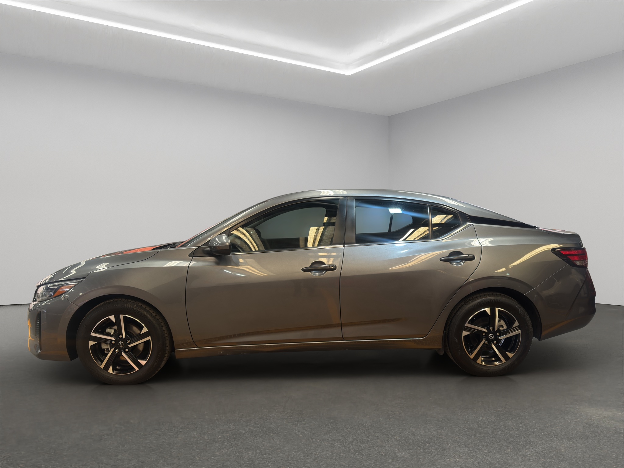 Nissan Sentra 4 pts. Sense, CVT, a/ac., RA-16 2024