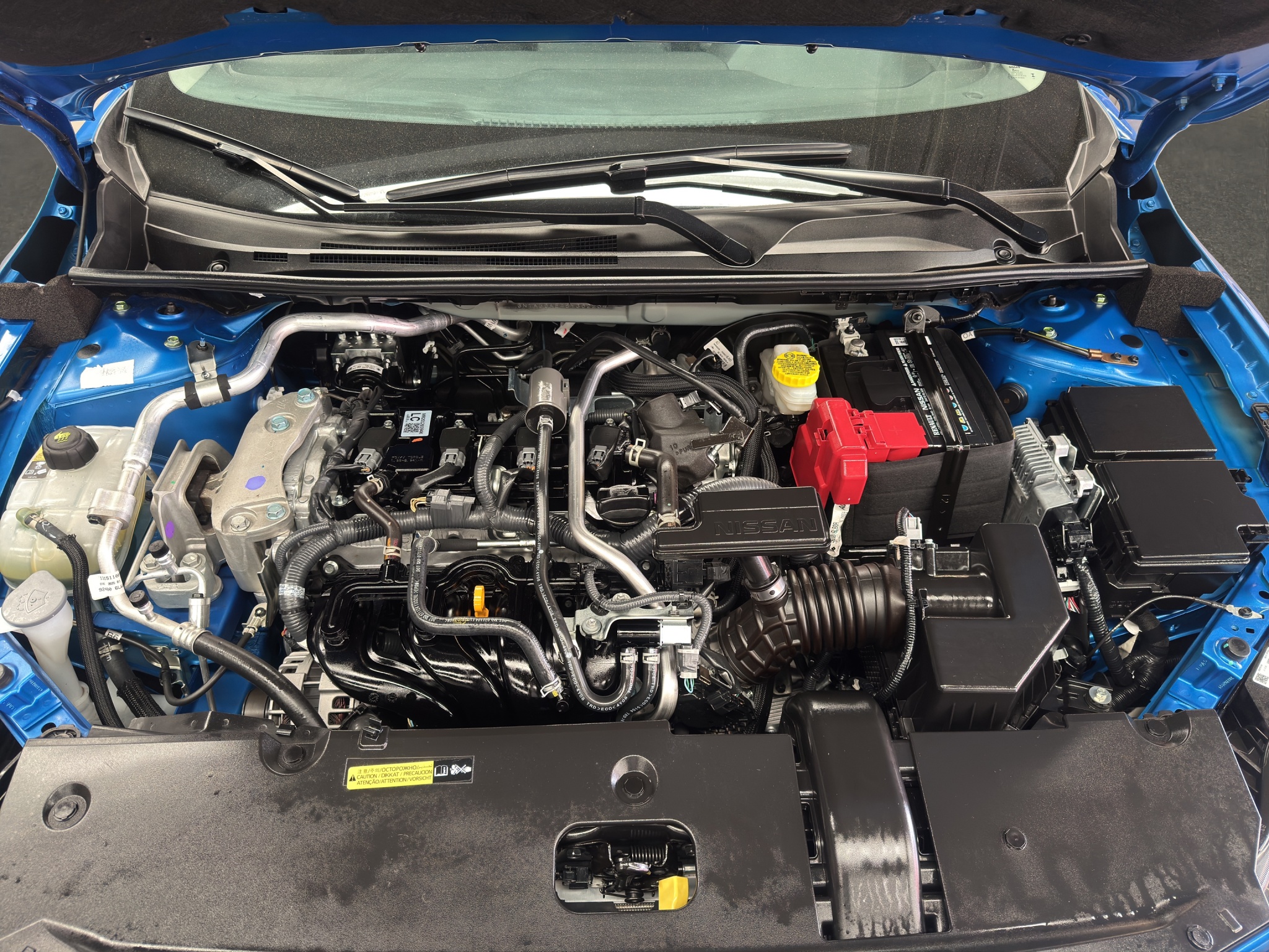 Nissan Sentra 4 pts. Advance, CVT, a/ac., f.niebla, RA-16 (línea anterior) 2025