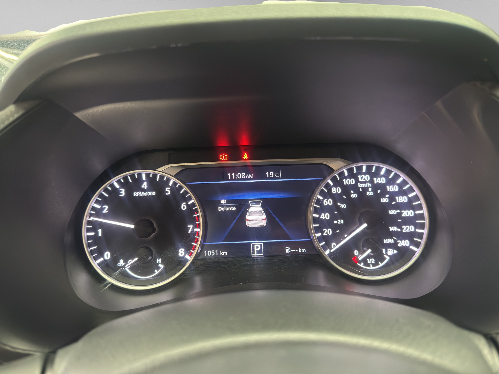 Nissan Sentra 4 pts. Advance, CVT, a/ac., f.niebla, RA-16 (línea anterior) 2025