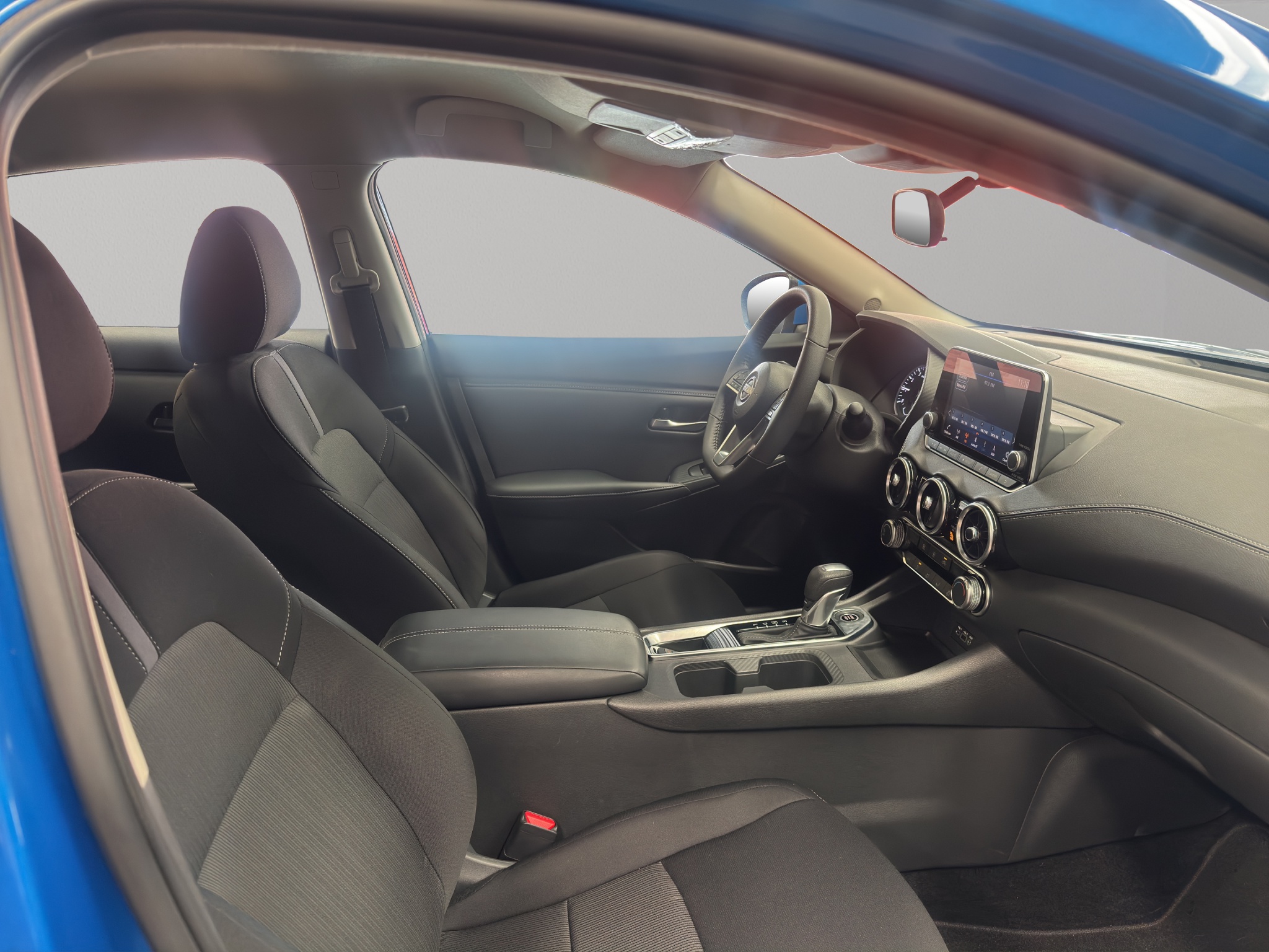 Nissan Sentra 4 pts. Advance, CVT, a/ac., f.niebla, RA-16 (línea anterior) 2025