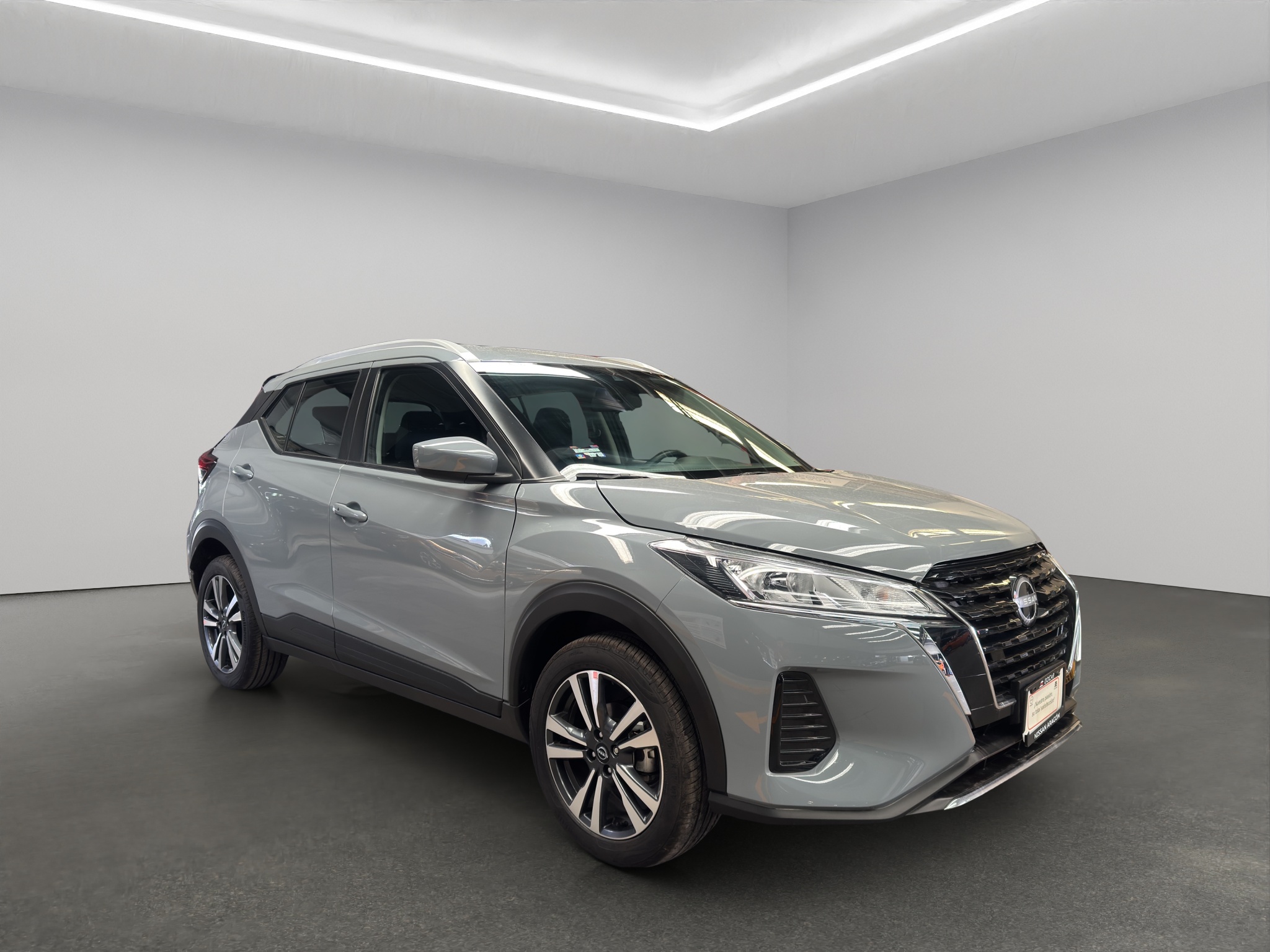 Nissan Kicks  5 pts. Play Advance, 1.6l, CVT, RA-17 (línea nueva) 2025
