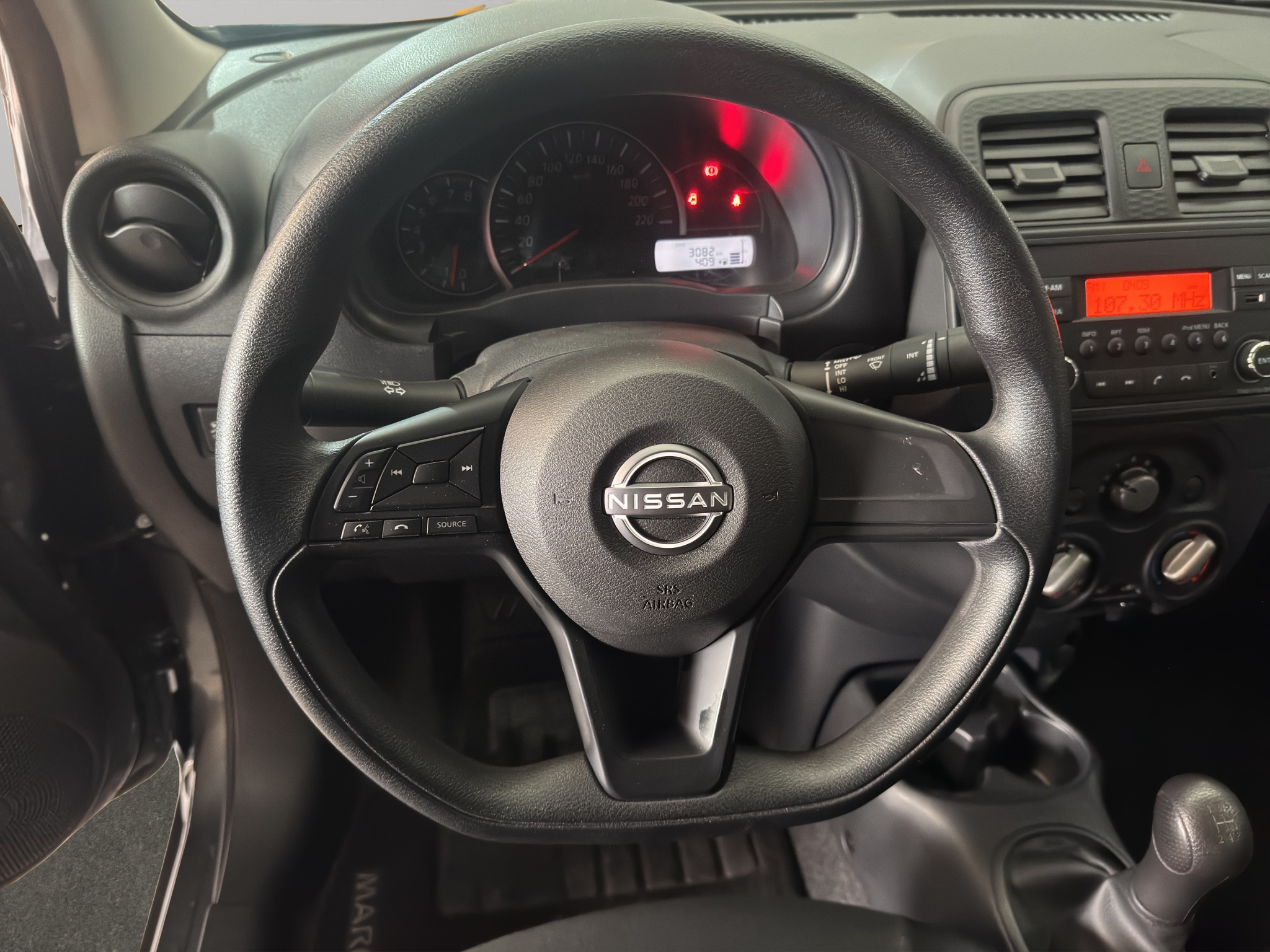 Nissan March 5 pts. HB Sense, TM5, a/ac., R-14 2024