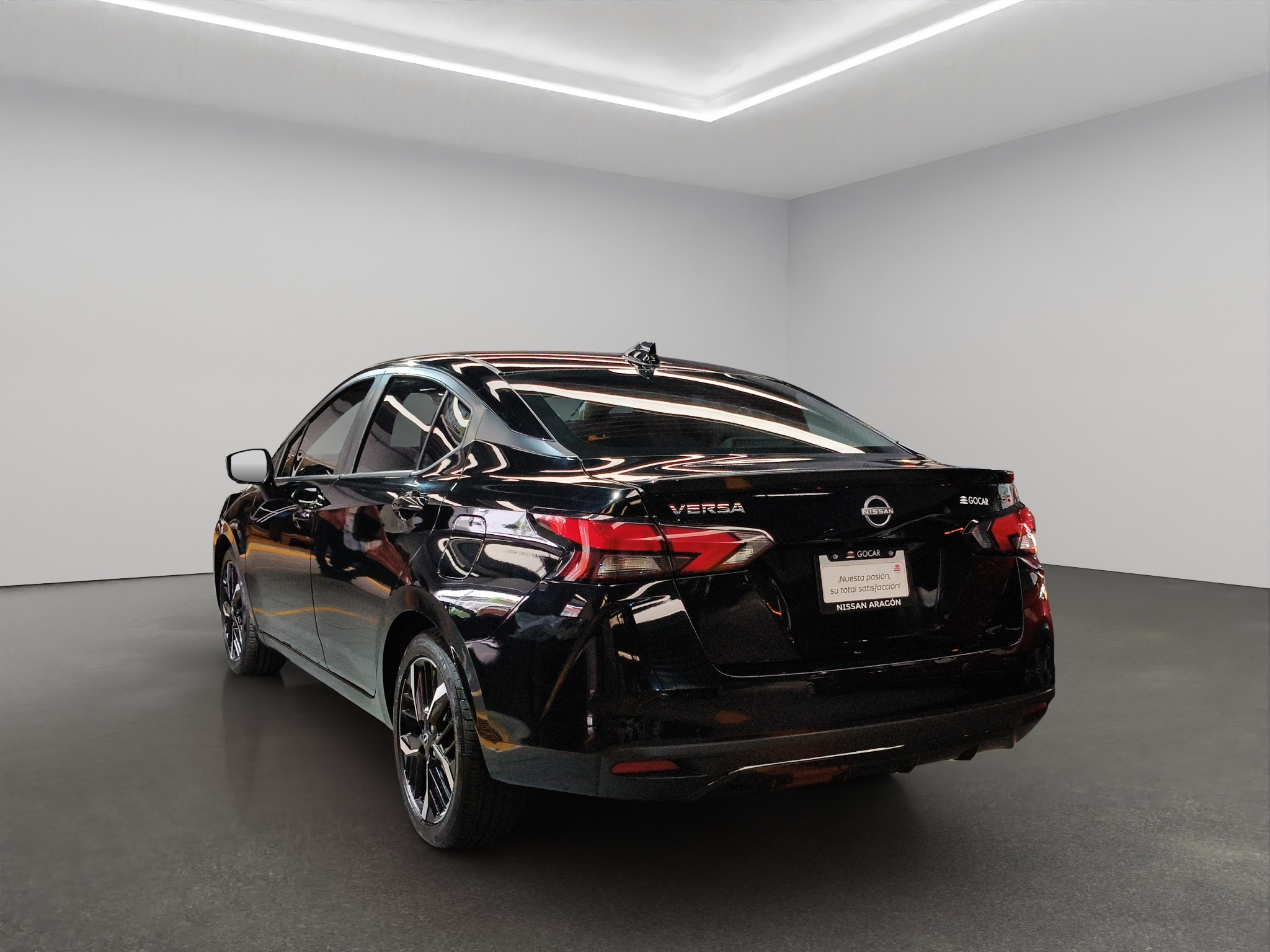 Nissan Versa 4 pts. SR, TA, a/ac. Aut., f. niebla, f. led, spoiler, RA-17 2024