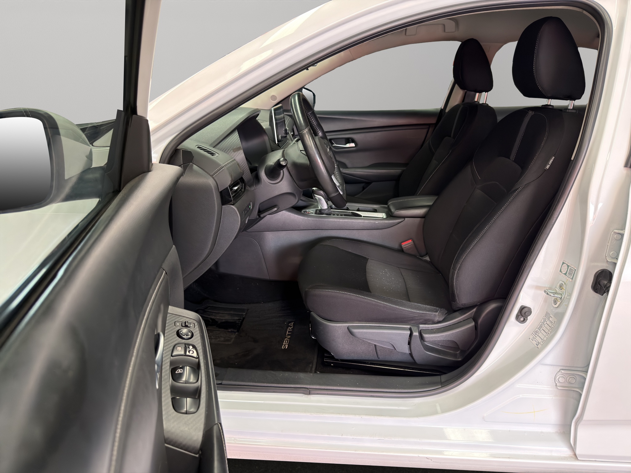 Nissan Sentra 4 pts. Advance, CVT, a/ac., f. niebla, RA-16 2023