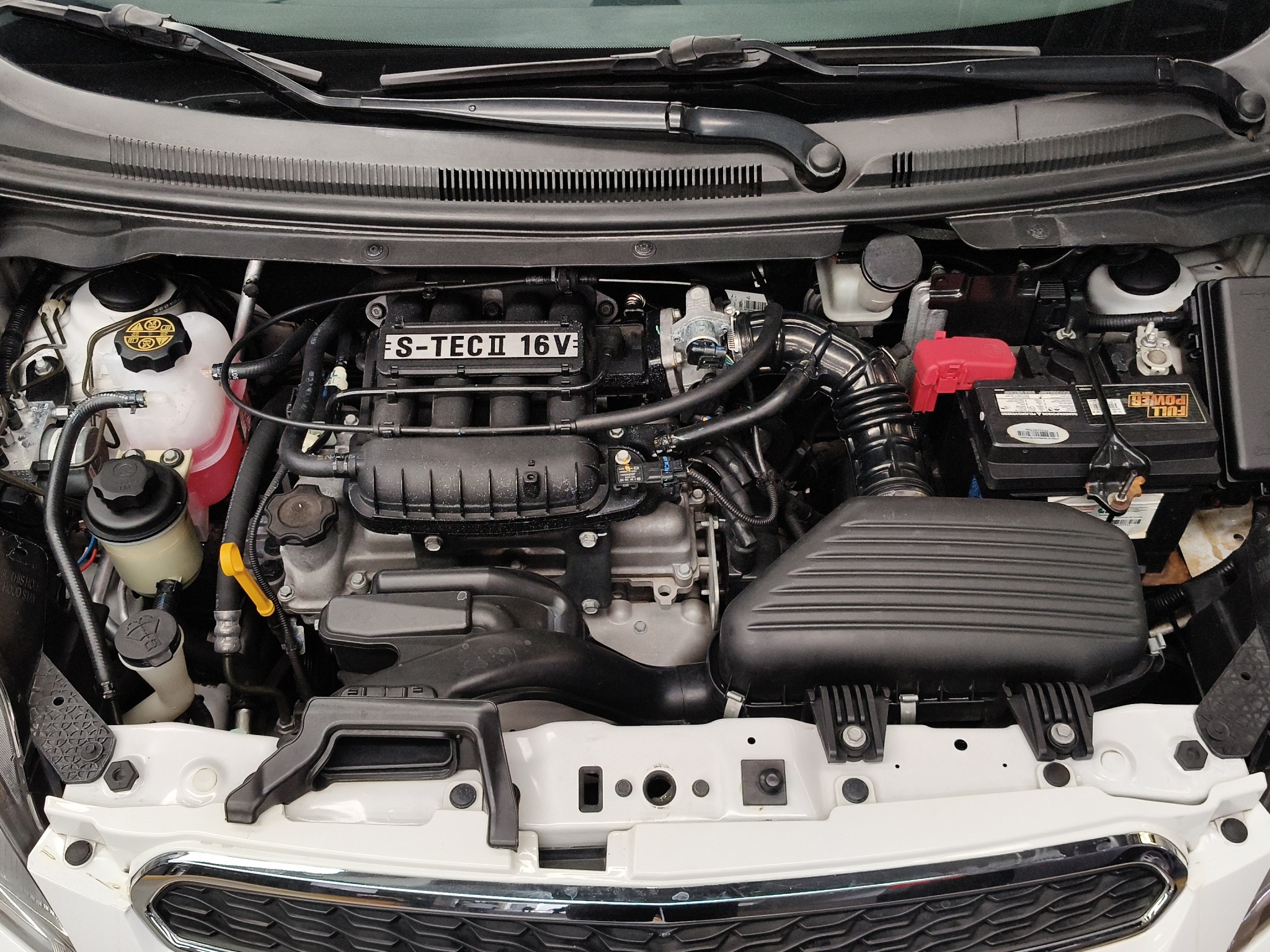 Chevrolet Spark 5 pts. HB LTZ, 1.4l, TM5, a/ac., f. niebla, RA-15 (nueva generación) 2016