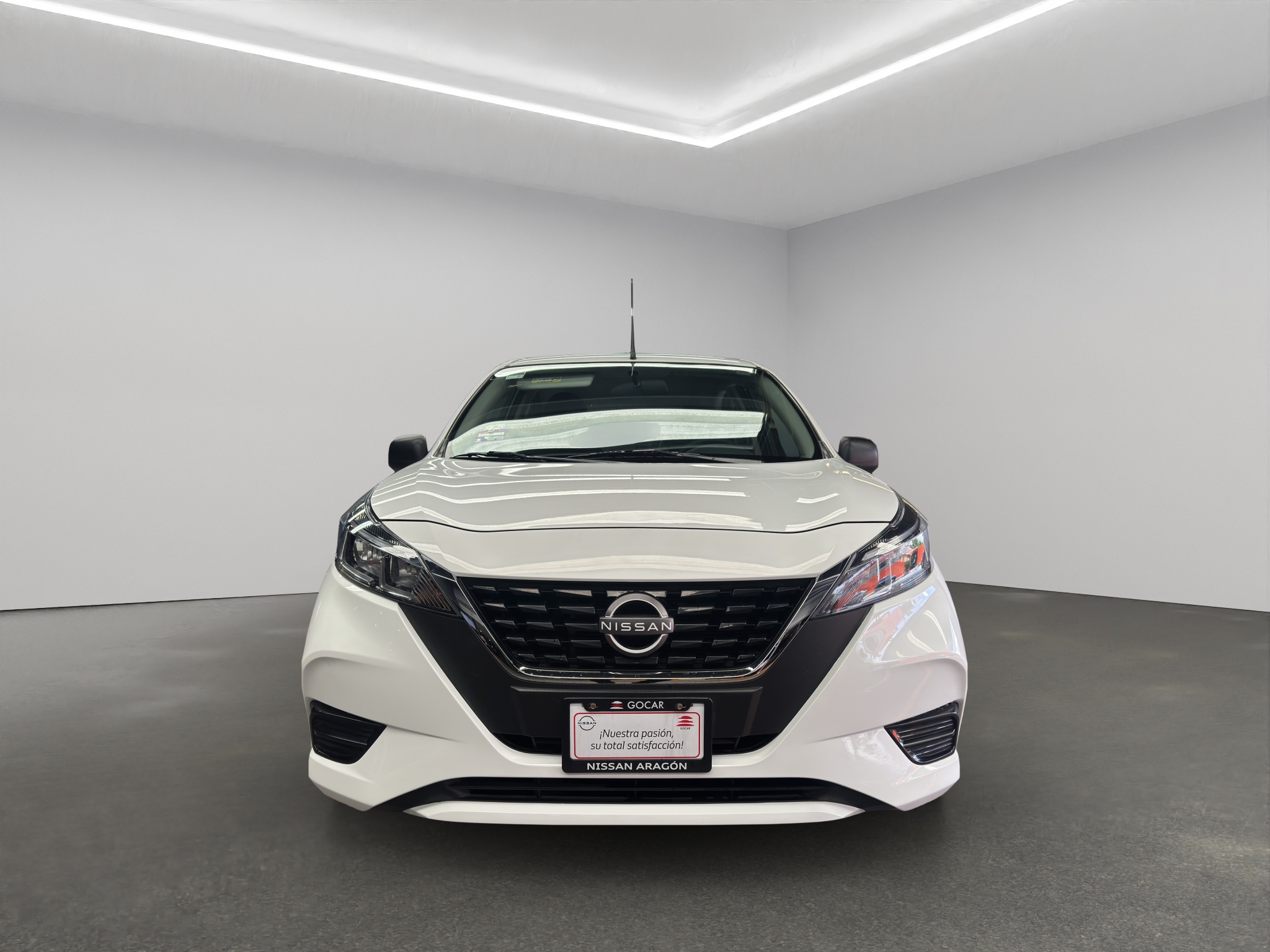 Nissan March 5 pts. HB Sense, TM5, a/ac., R-14 2024