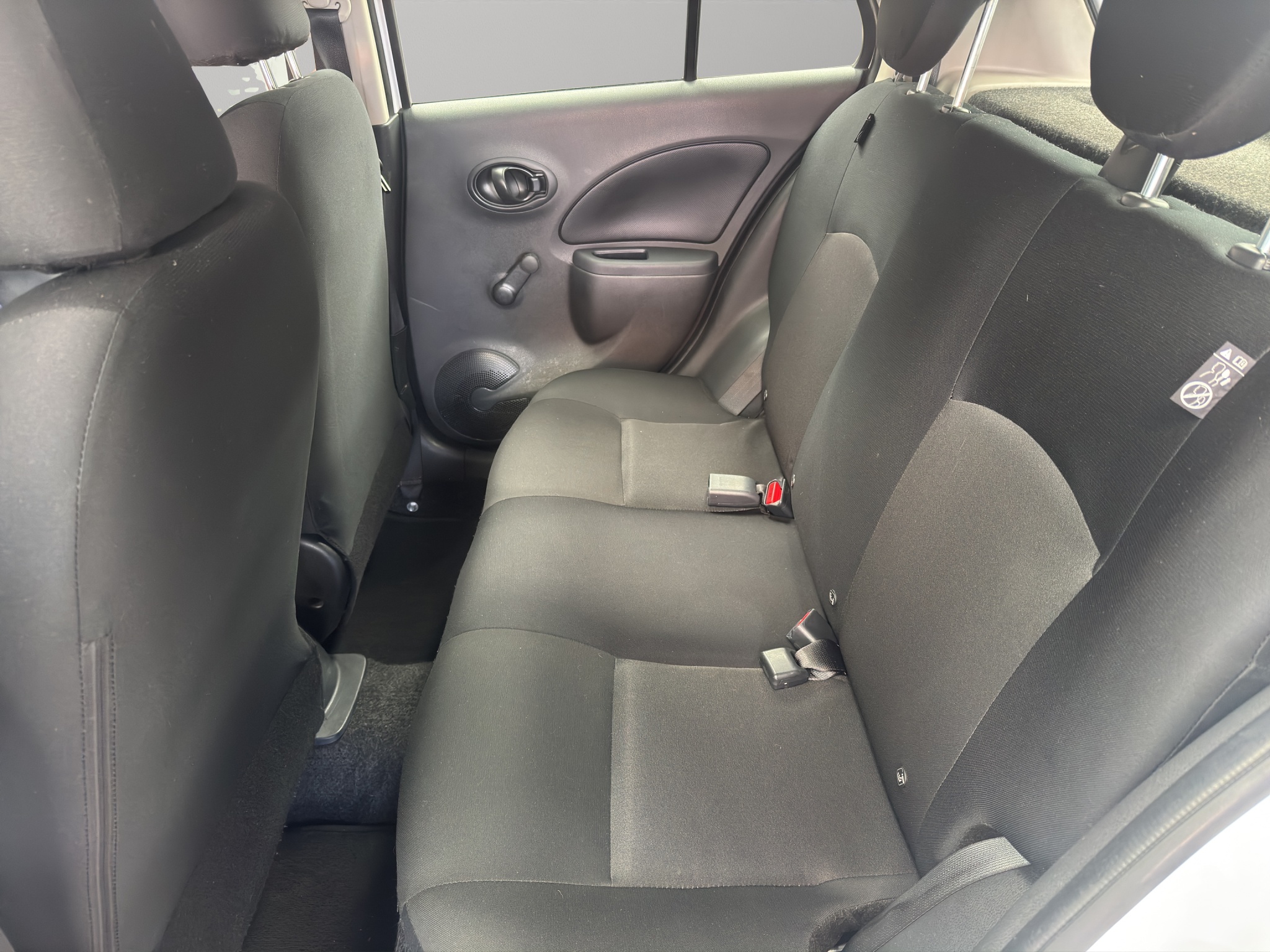 Nissan March 5 pts. HB Sense, TM5, a/ac., R-14 2024